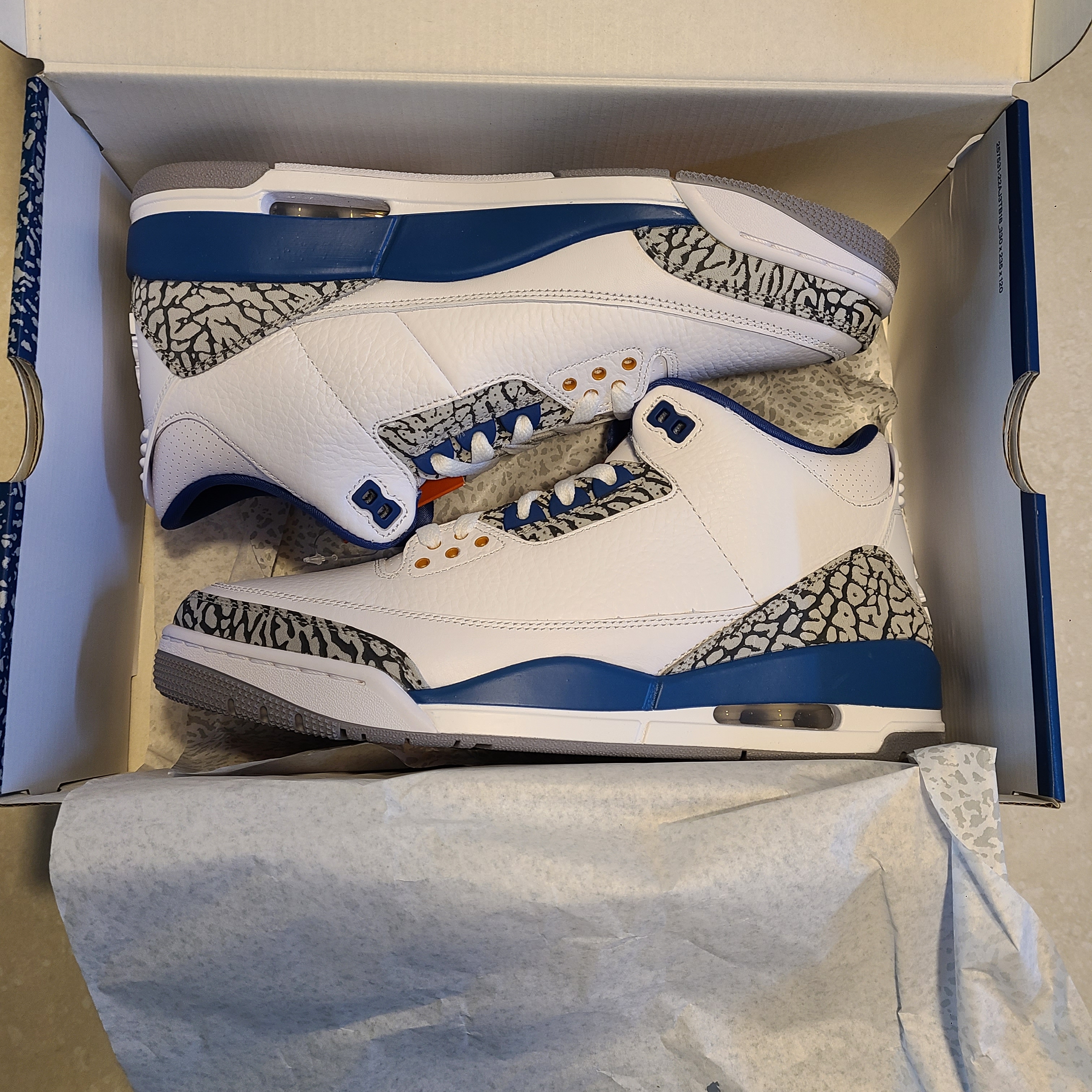 Jordan 3 Retro True Blue and Copper 착용 스타일 - 2