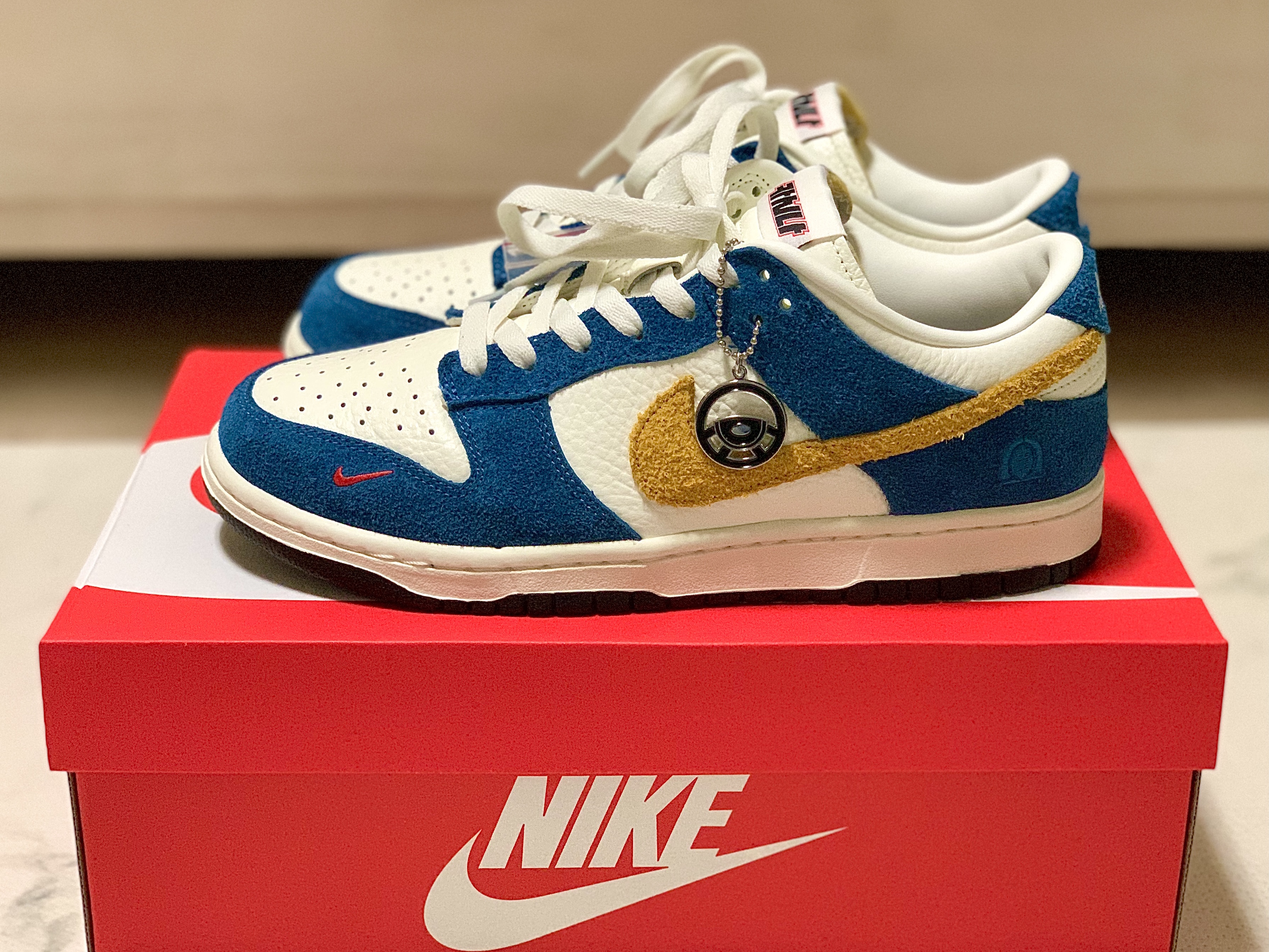Nike x Kasina Dunk Low 80's Bus 착용 스타일 - 3