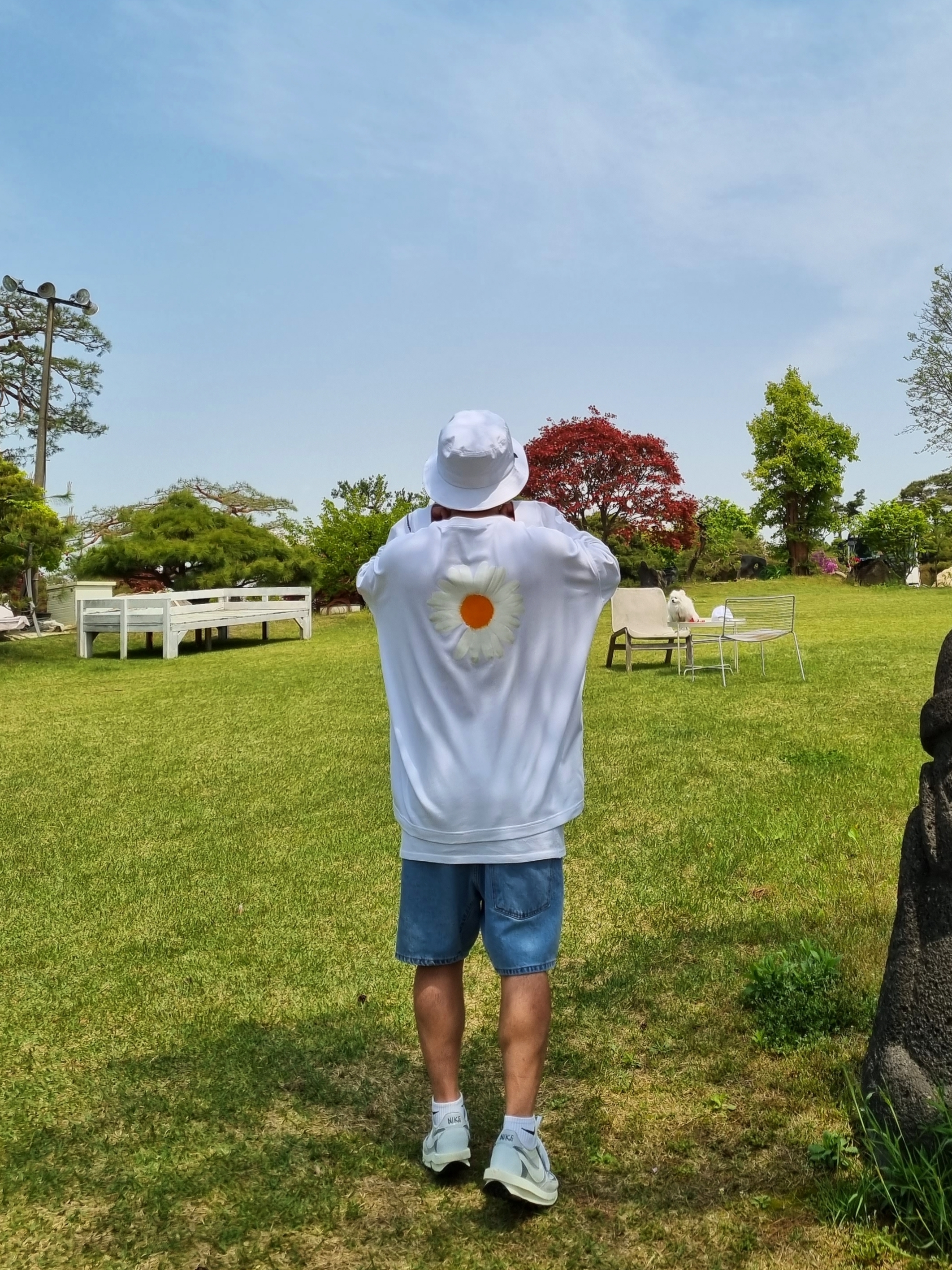Nike x Peaceminusone LS T-Shirt White (DR0098-100), Nike x Sacai LDWaffle Summit White 착용 스타일
