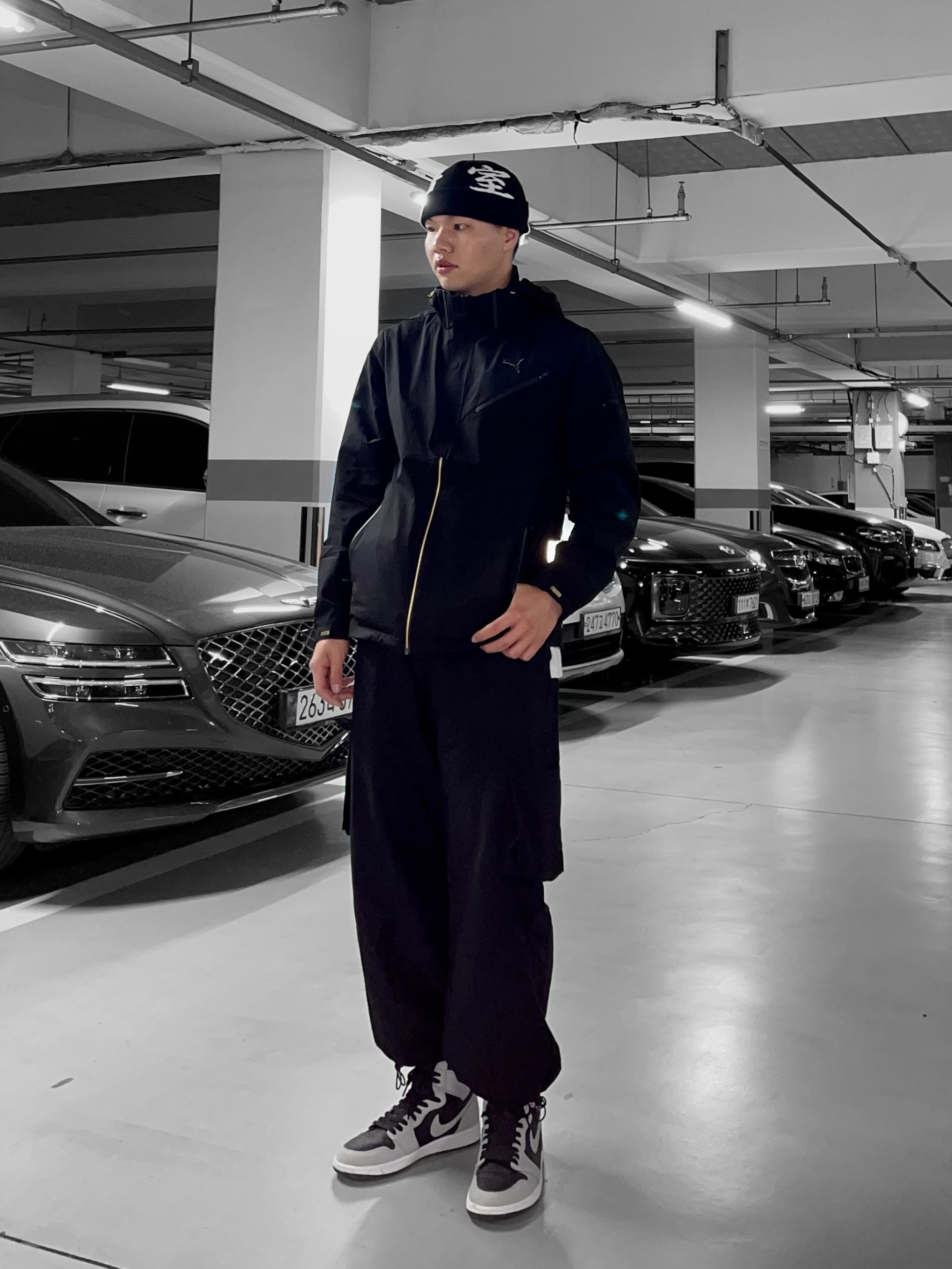 Jordan 1 Retro High OG Shadow 2.0, Darkr8m Studio Beanie Black 착용 스타일