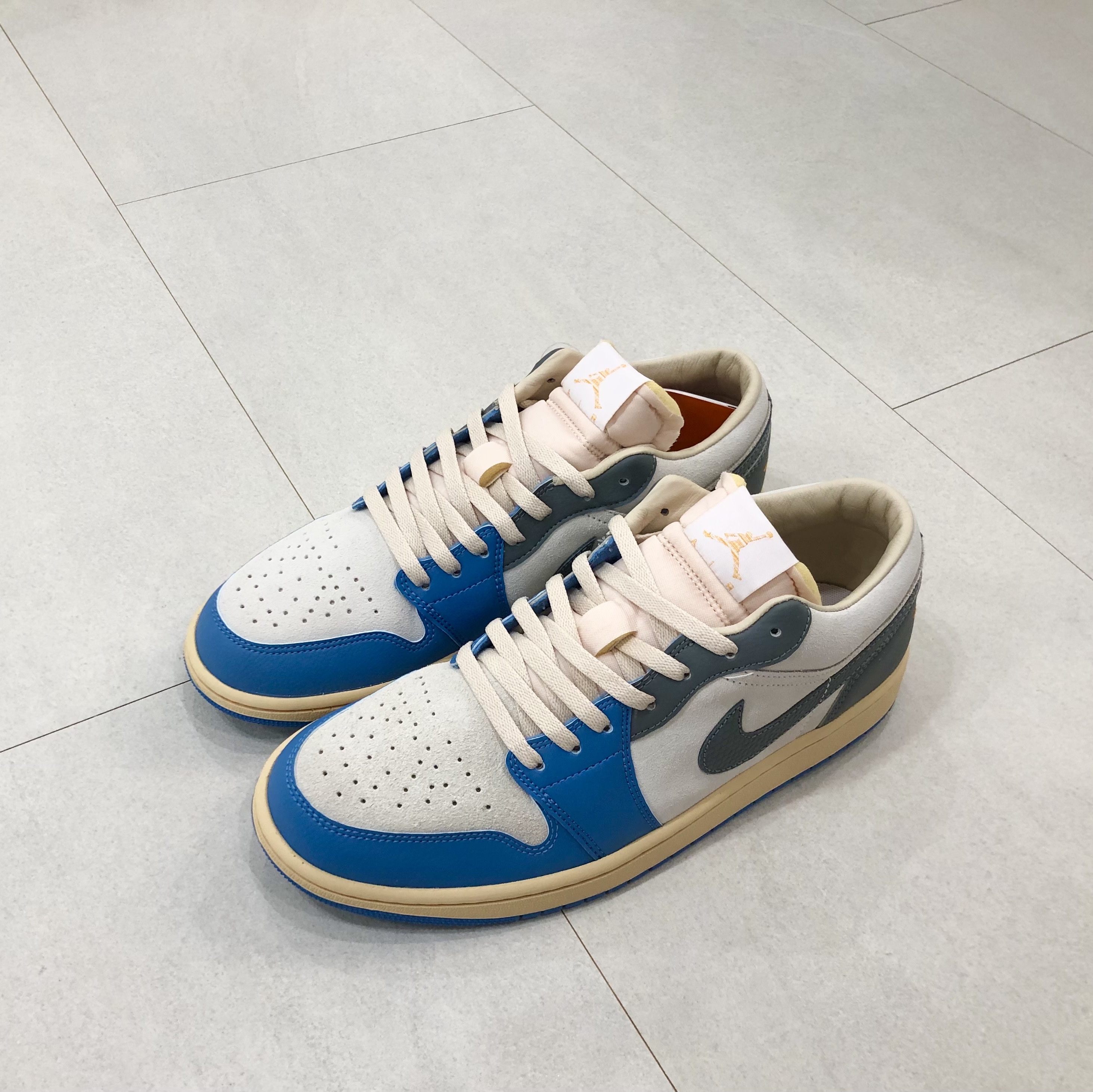 Jordan 1 Low SE Tokyo 96 착용 스타일