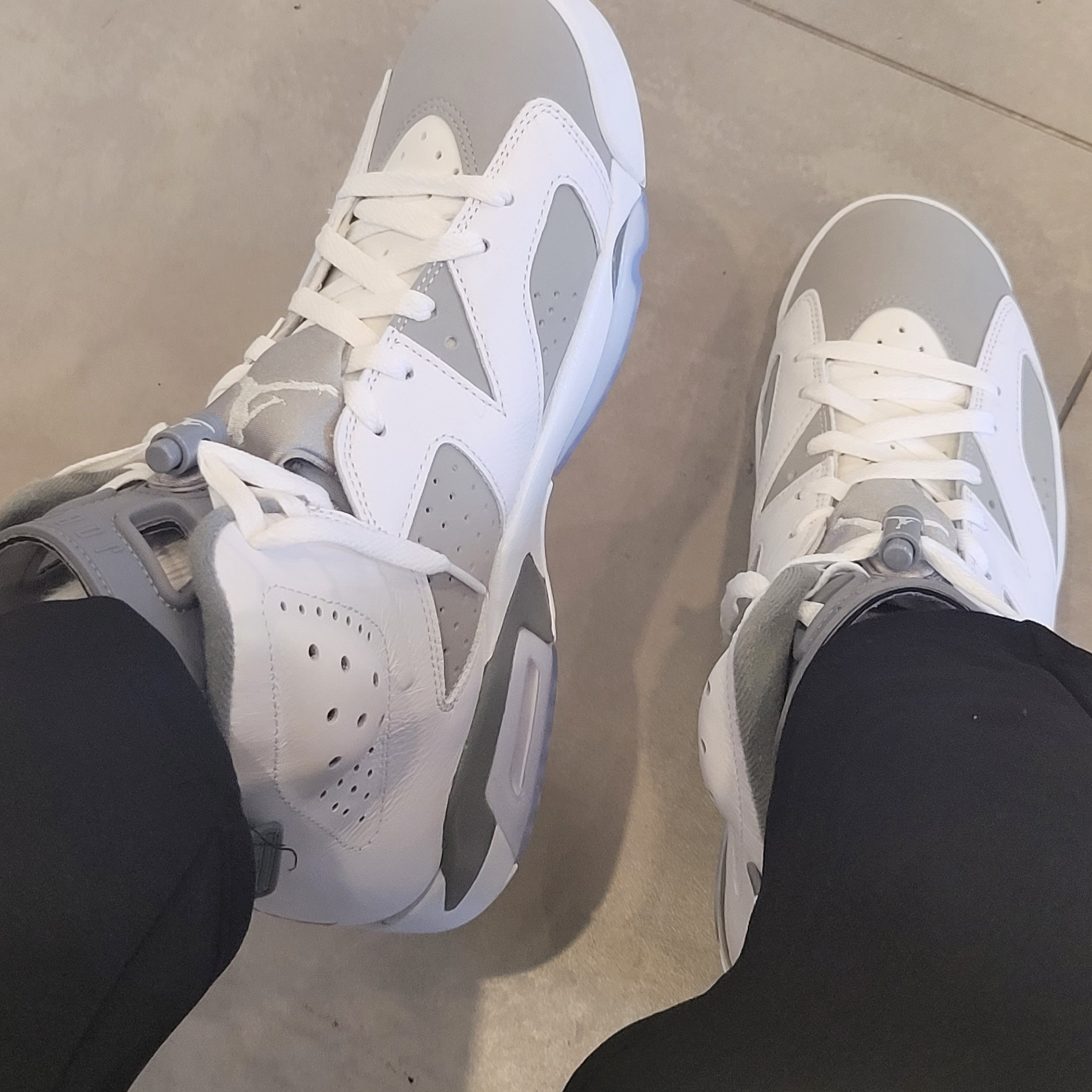 Jordan 6 Retro Cool Grey 착용 스타일