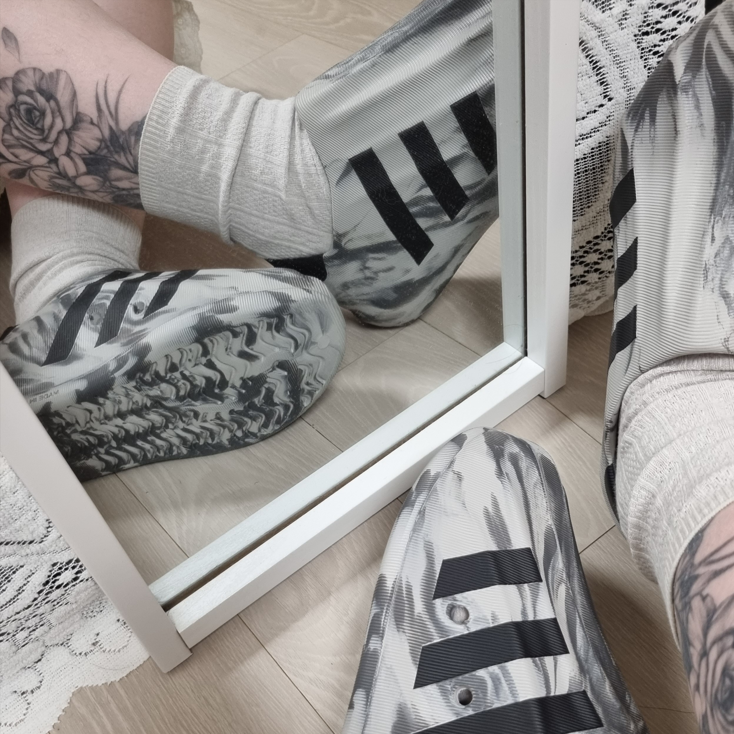 Adidas Adifom Superstar Clear Granite 착용 스타일 - 1