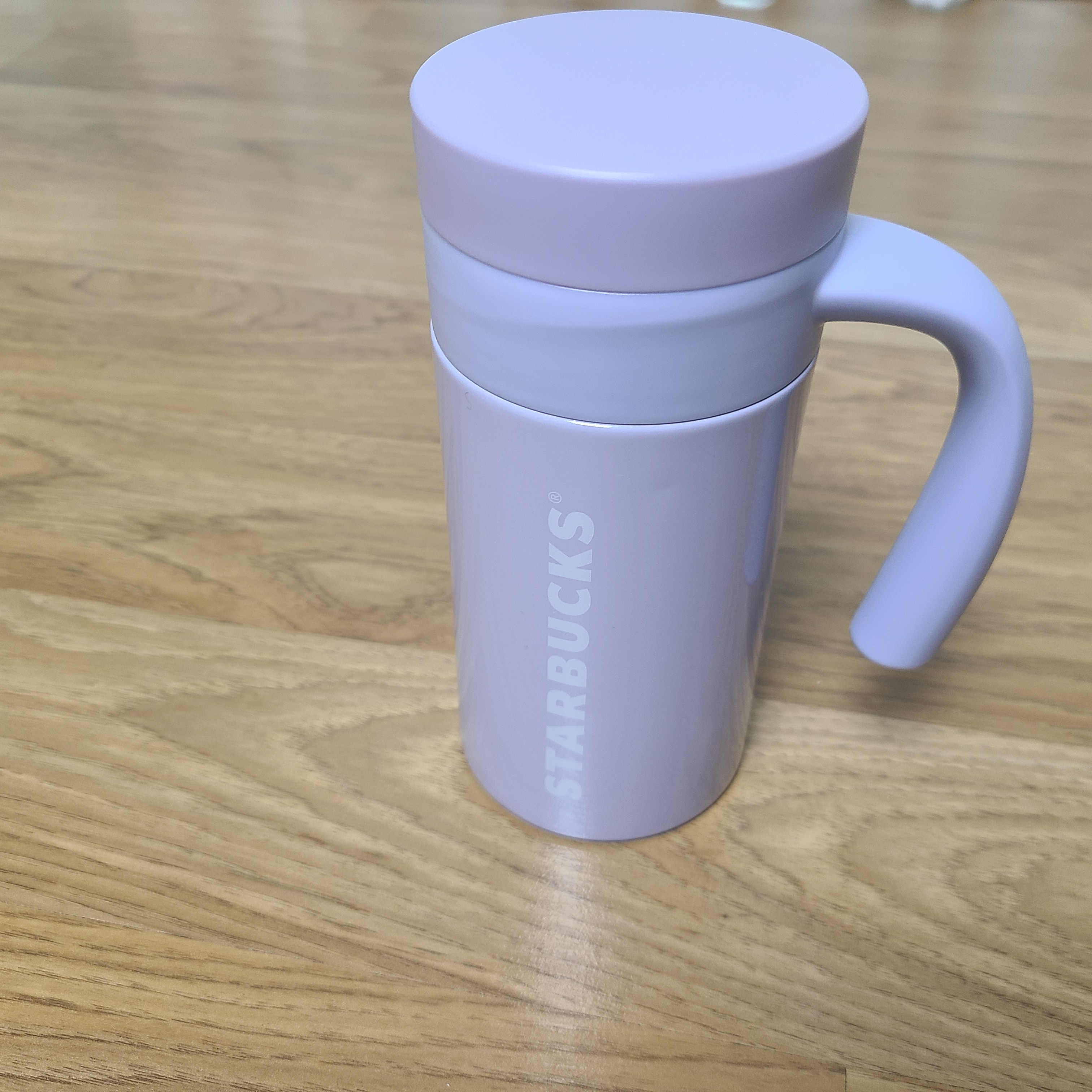 Starbucks 23 Cherry Newport Lavender Tumbler 355ml 착용 스타일 - 2