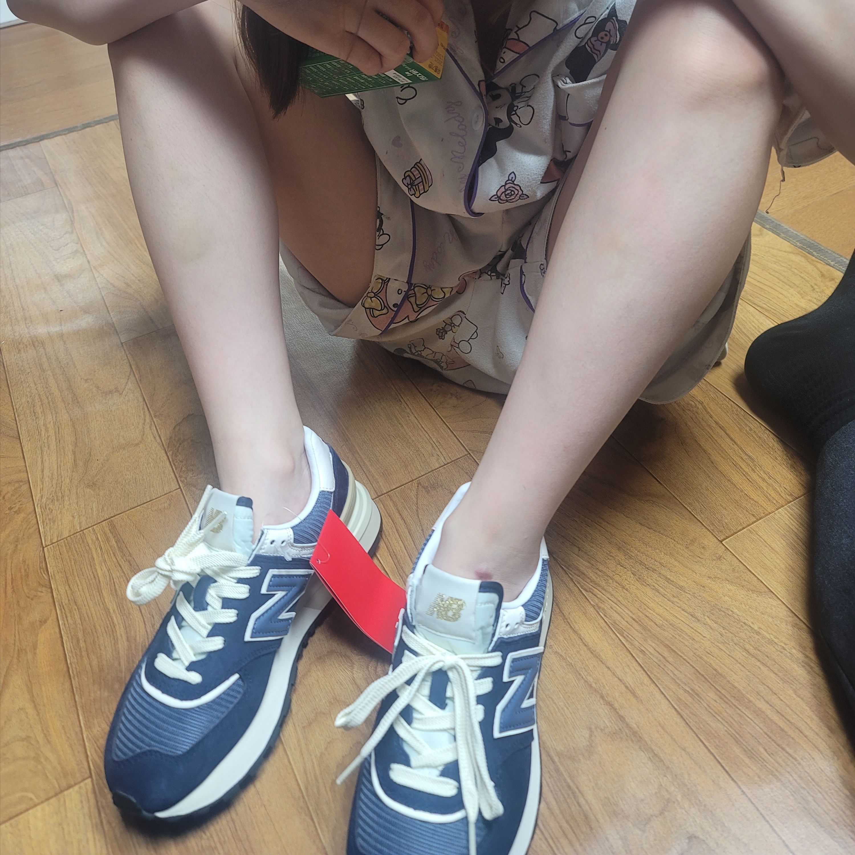 New Balance 574 Legacy Navy 착용 스타일