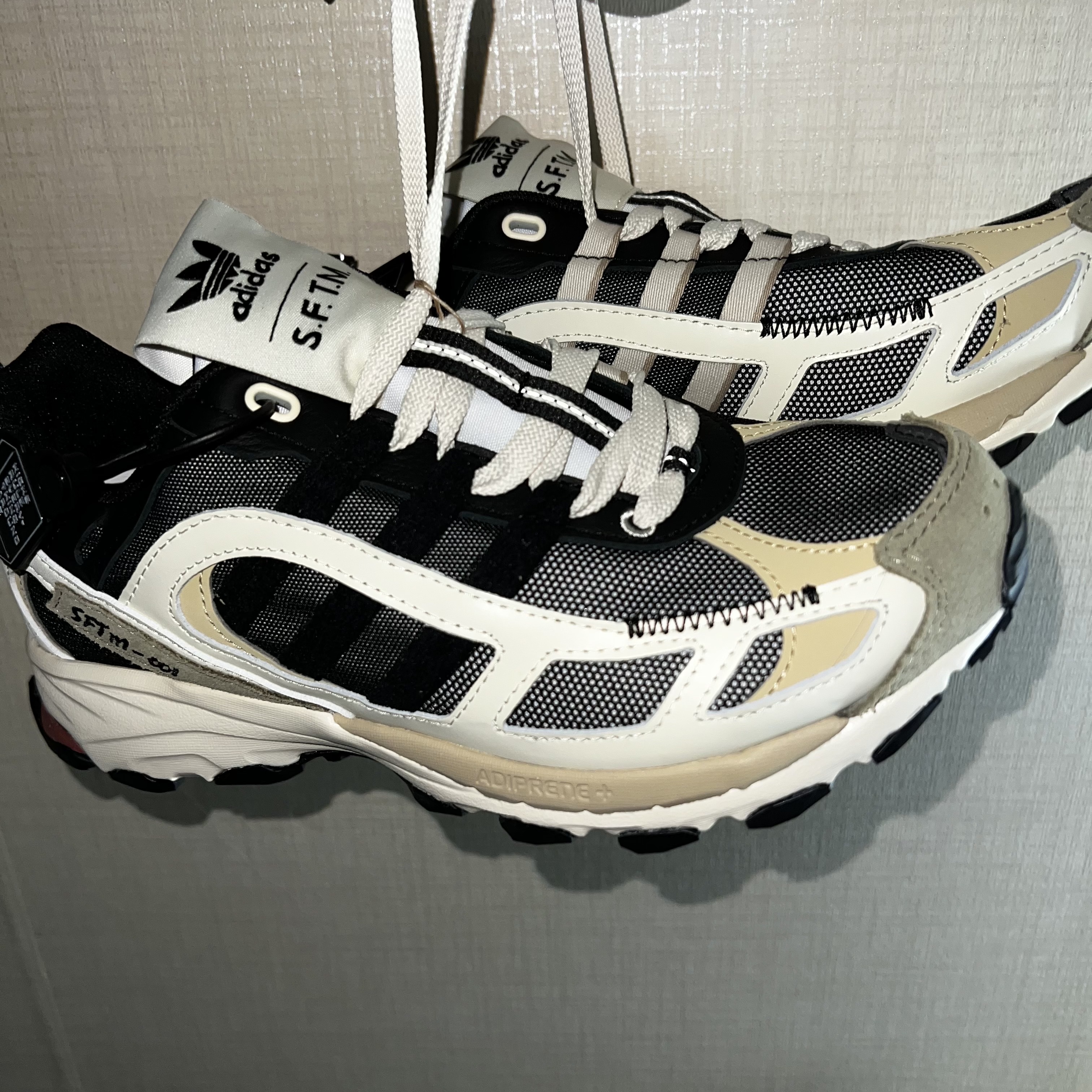 Adidas x Song for the Mute Shadowturf Core Black 착용 스타일 - 1