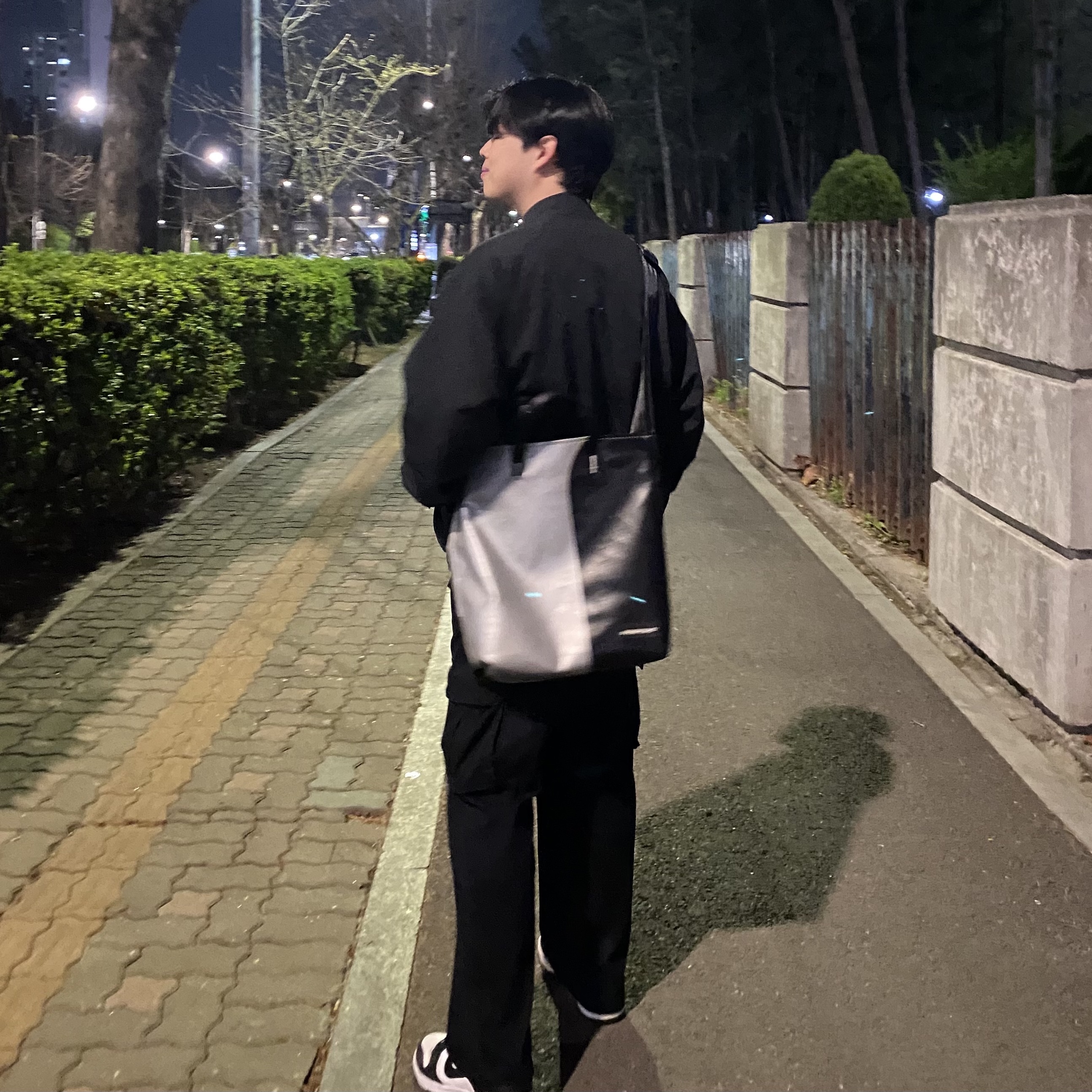 나이키 덩크 로우 레트로 블랙 착용 스타일
