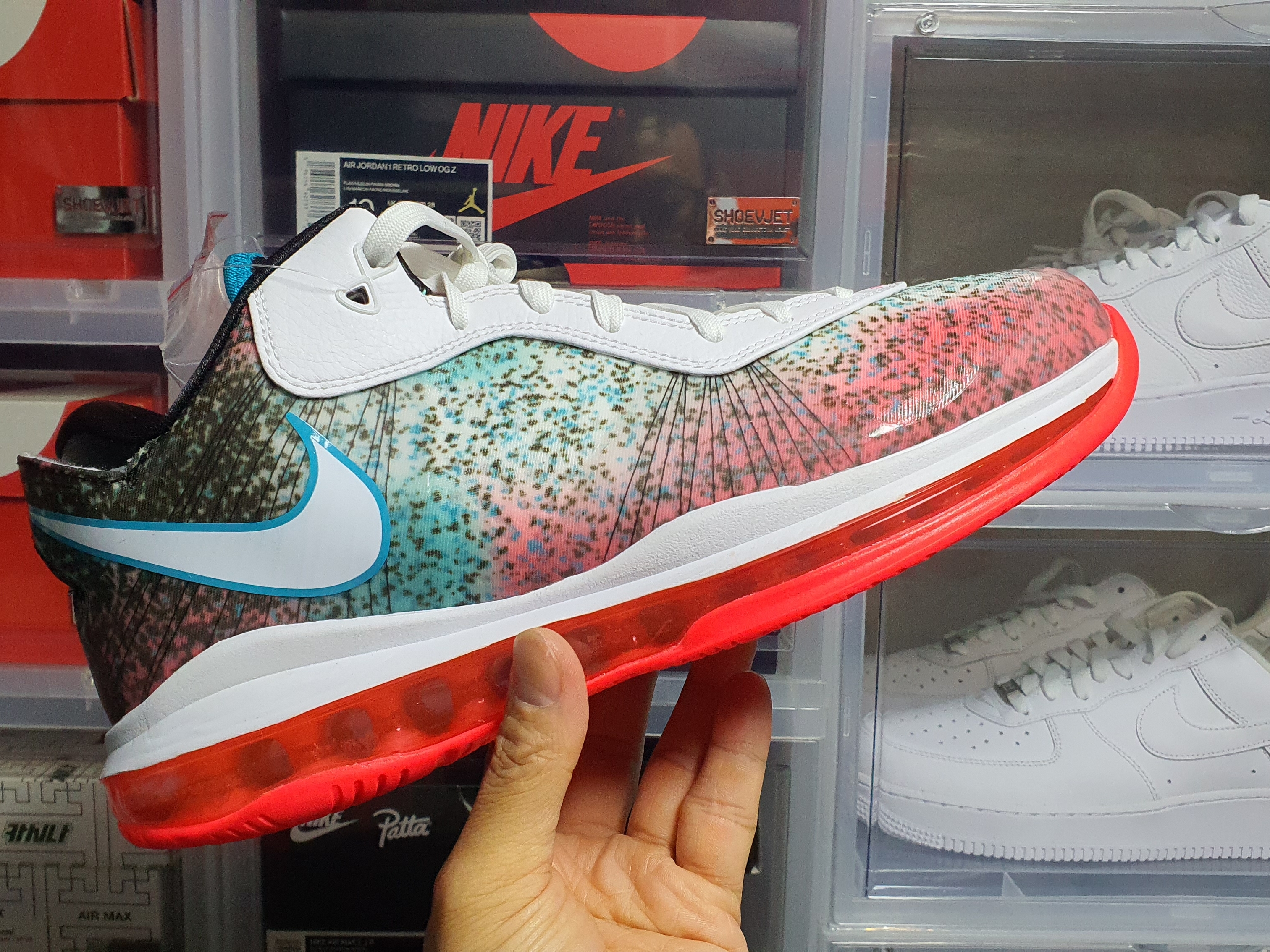 Nike LeBron 8 V/2 Low Miami Nights 2021, Nike x Drake Nocta Air Force 1 Low SP Certified Lover Boy White 착용 스타일