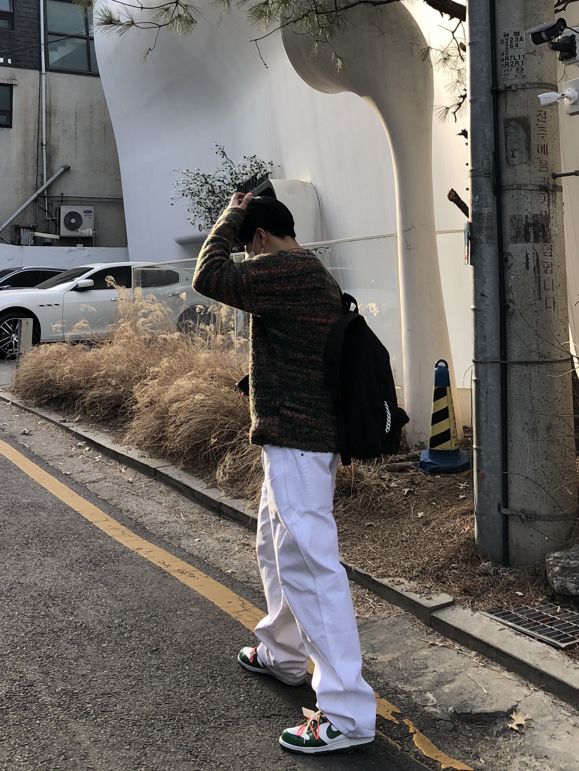 나이키 x 오프화이트 덩크 로우 파인 그린 착용 스타일 - 2