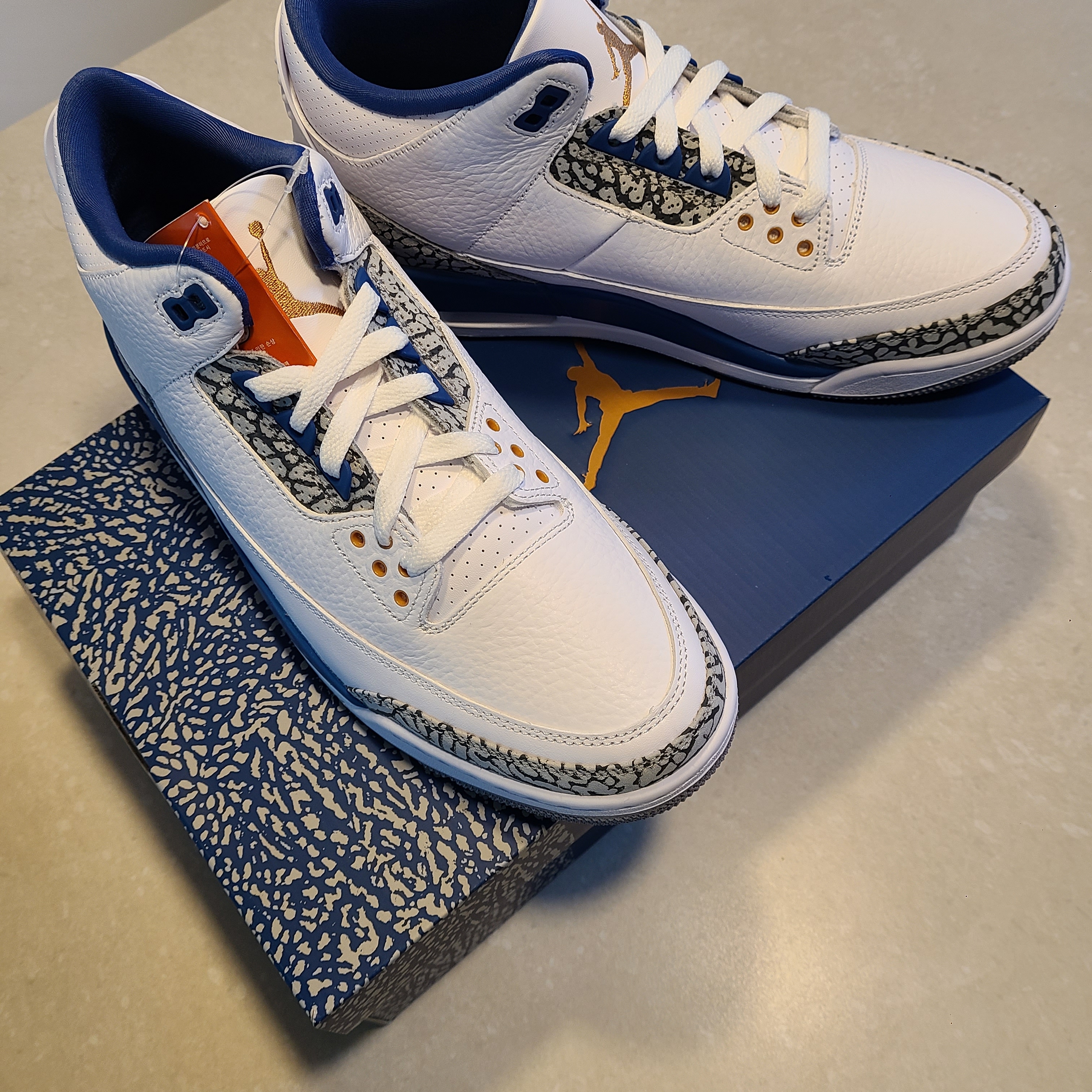 Jordan 3 Retro True Blue and Copper 착용 스타일 - 3