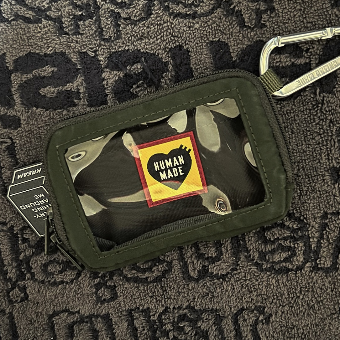 Human Made Military Card Case Olive Drab 착용 스타일