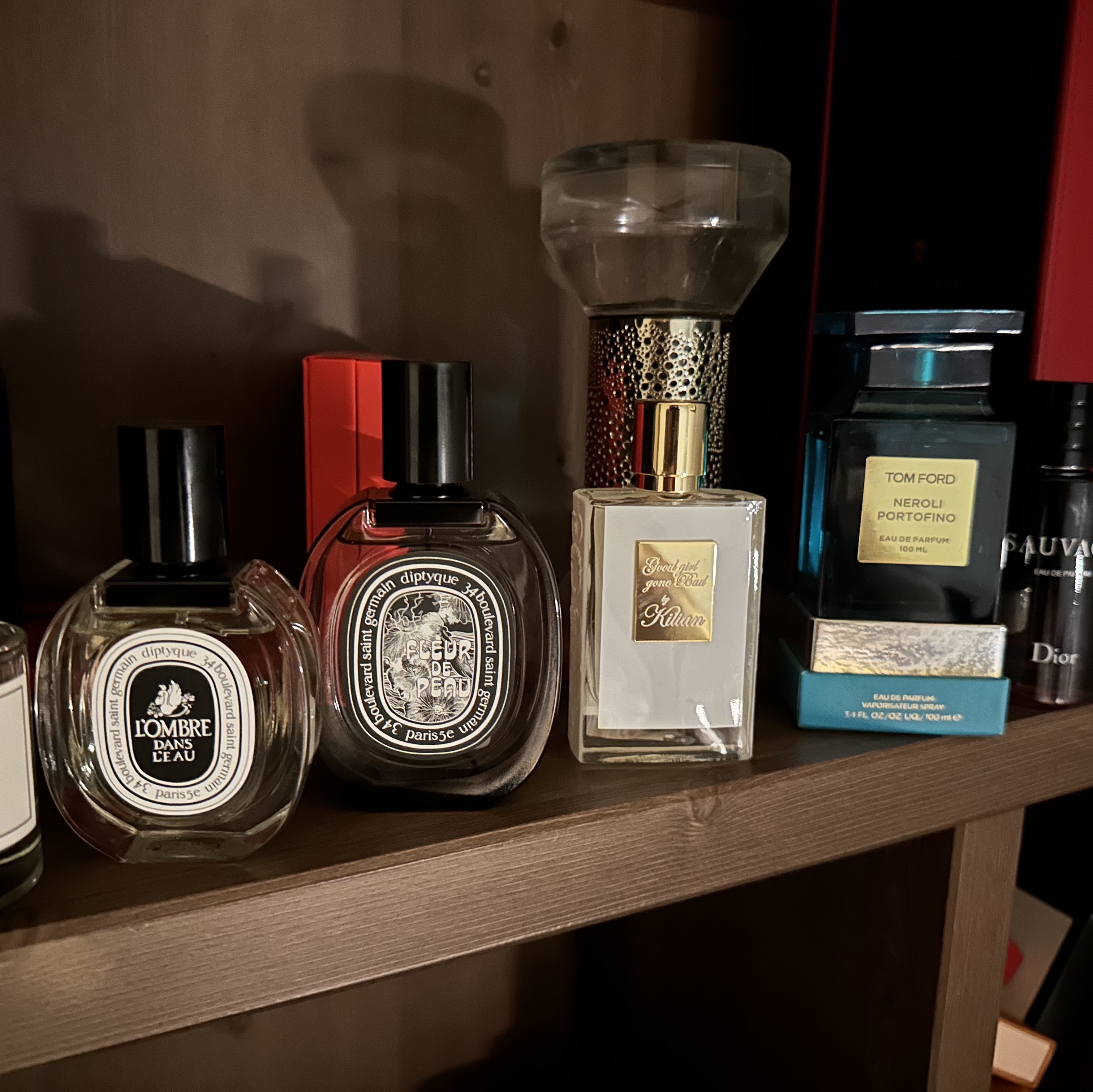 Kilian Forbidden Games 50ml, Tom Ford Neroli Portofino Eau De Parfum 50ml 착용 스타일