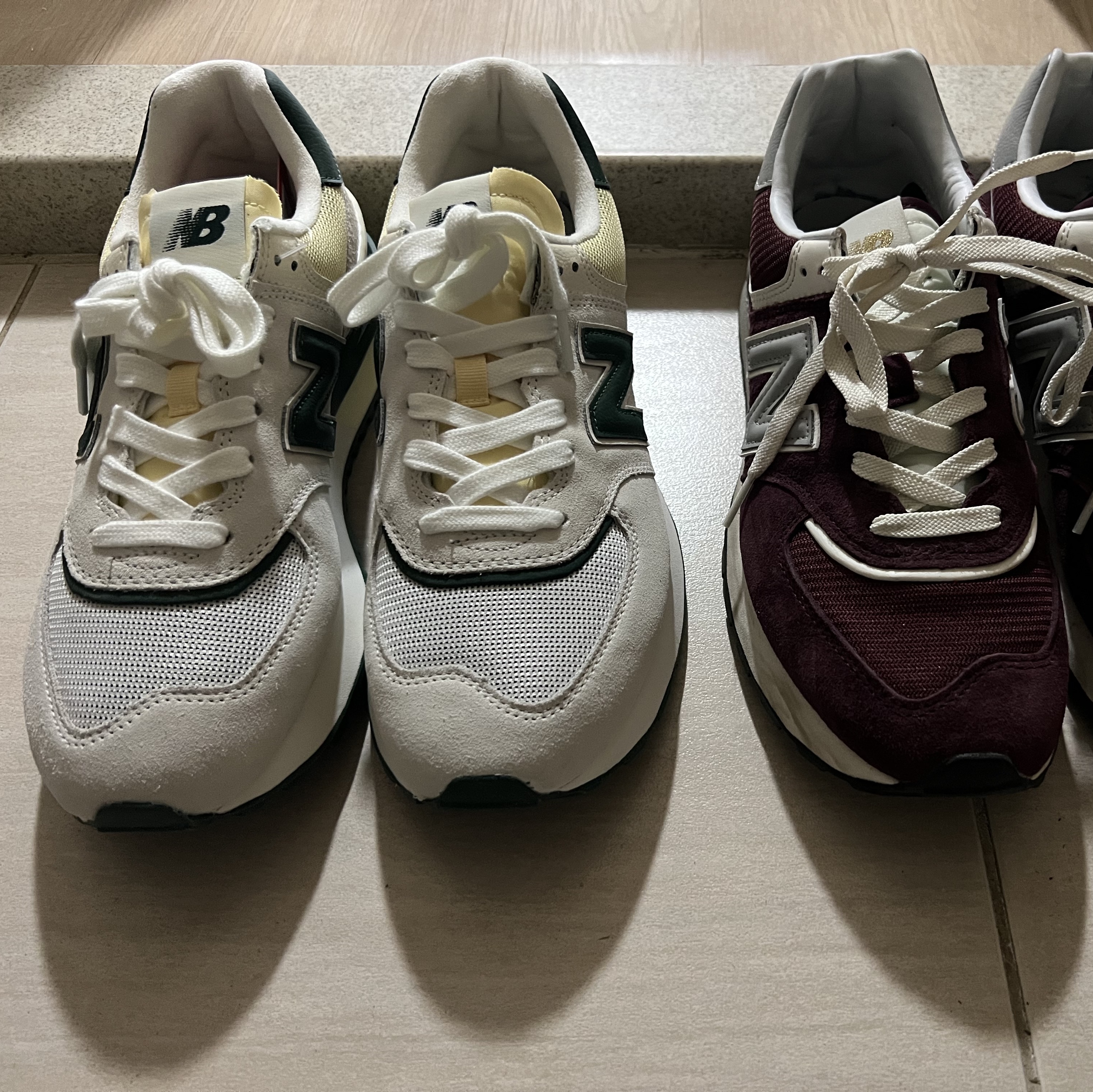 New Balance 574 Legacy White Green 착용 스타일