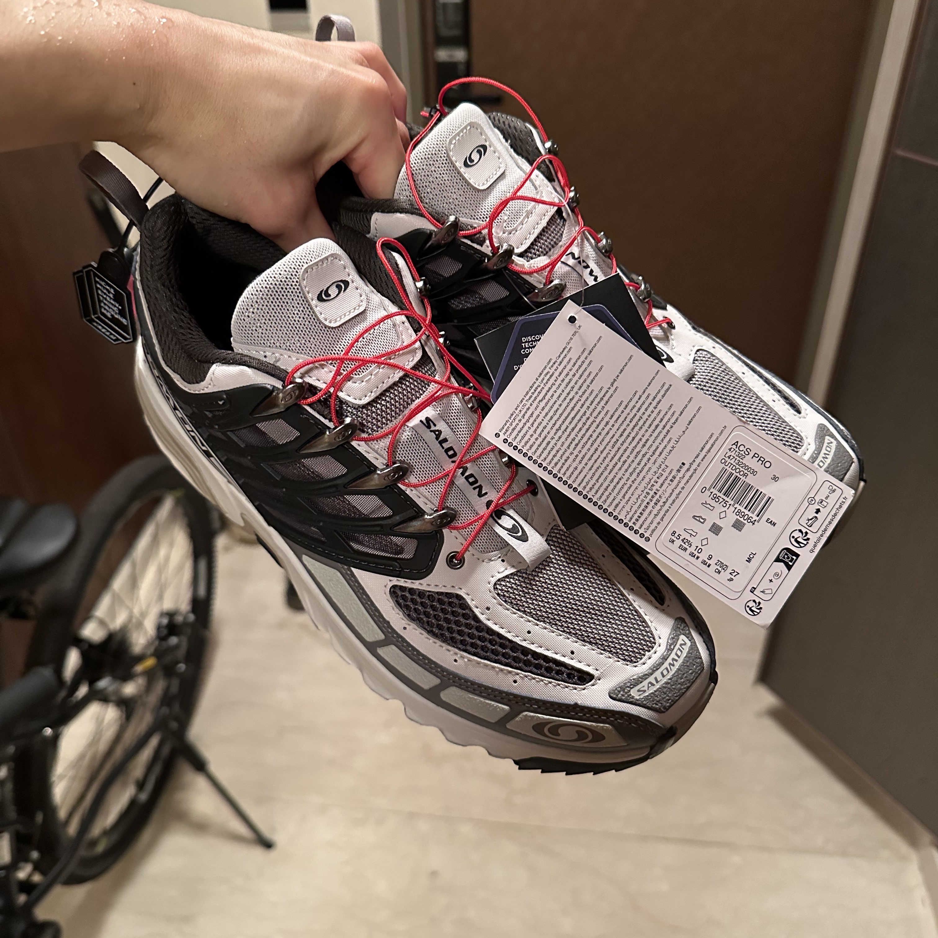 Salomon ACS Pro Beluga Vintage Khaki 착용 스타일