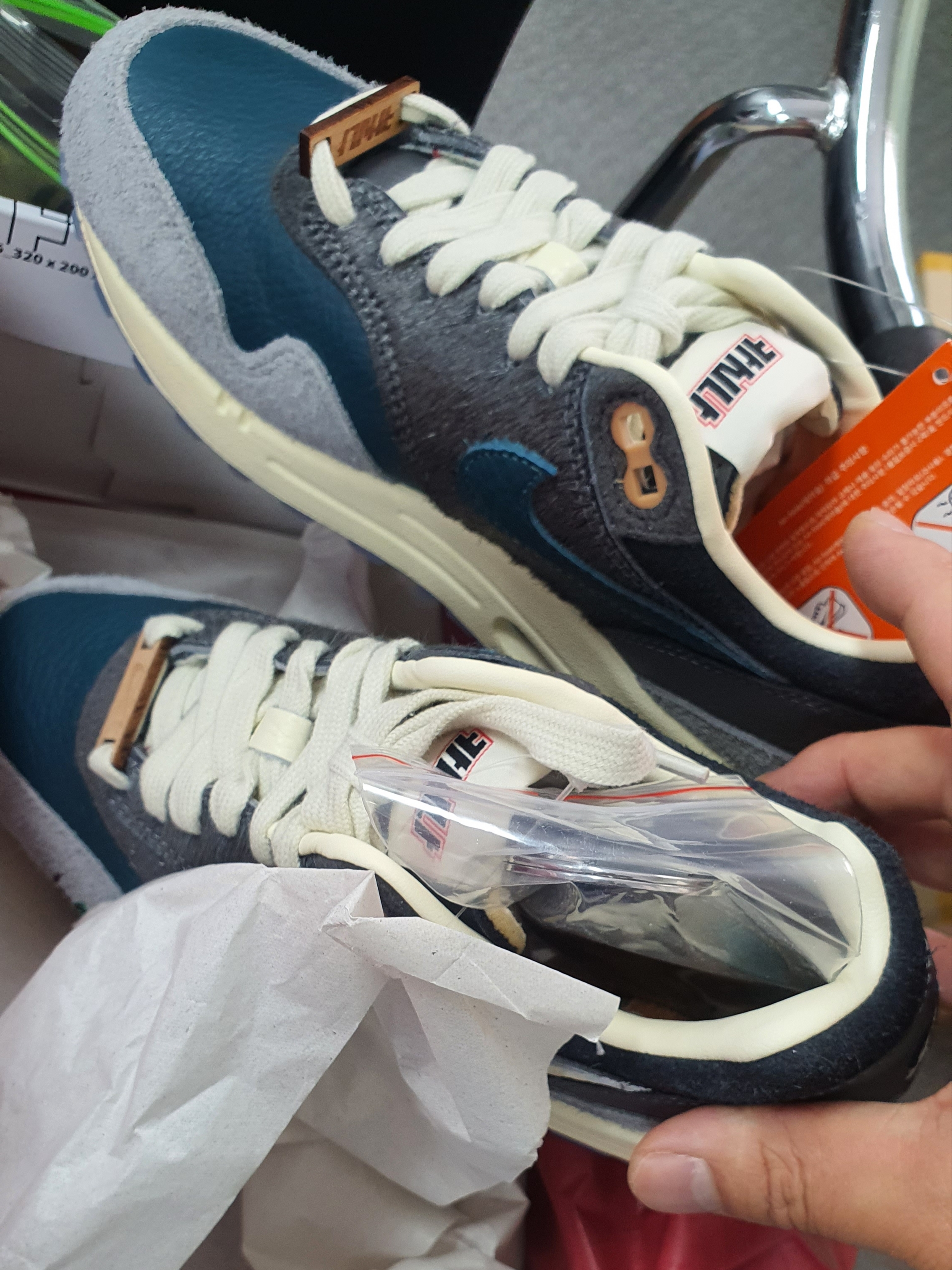 Nike x Kasina Air Max 1 SP Won-Ang Particle Grey 착용 스타일 - 1
