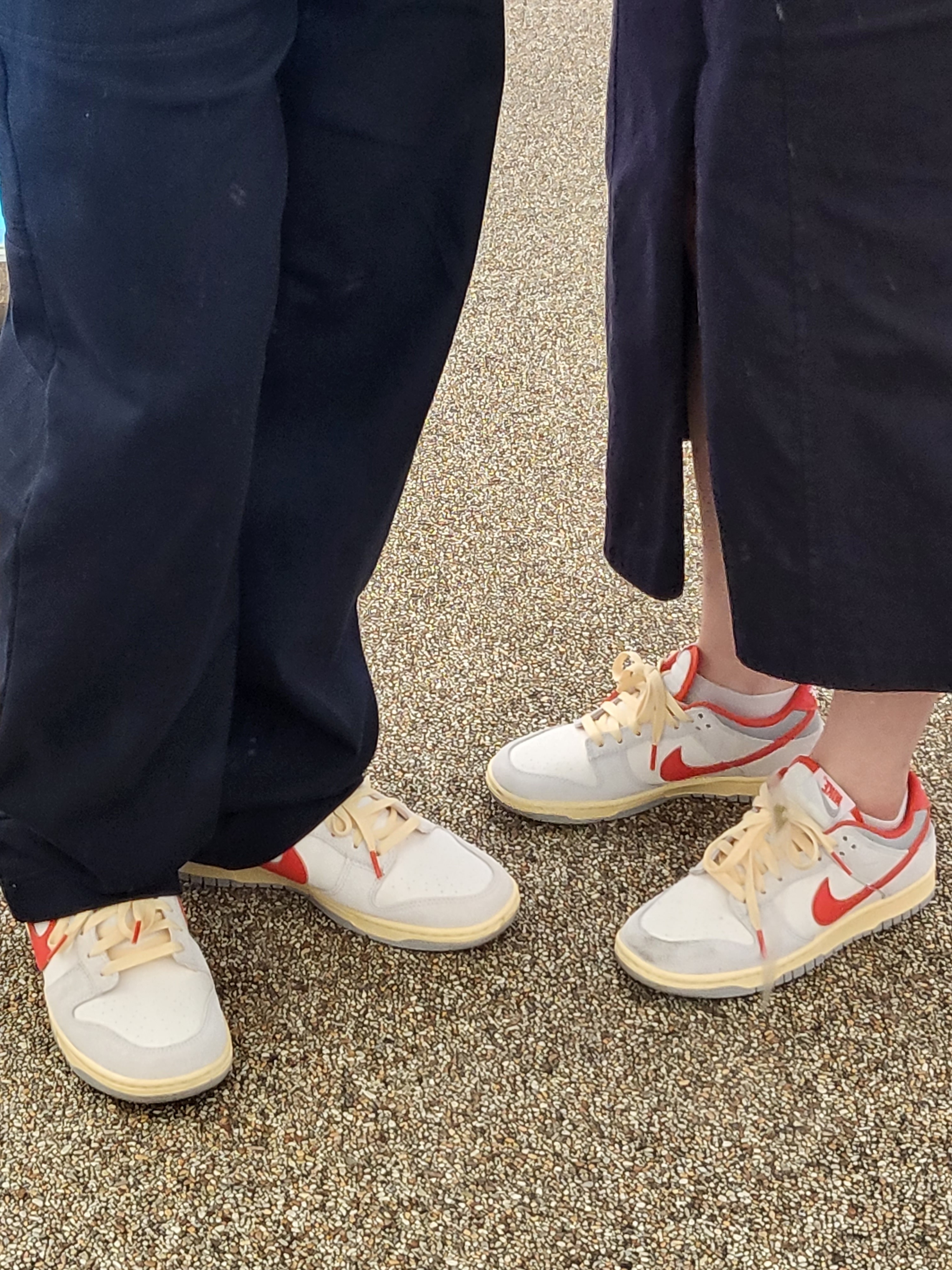 Nike Dunk Low Sail Picante Red 착용 스타일
