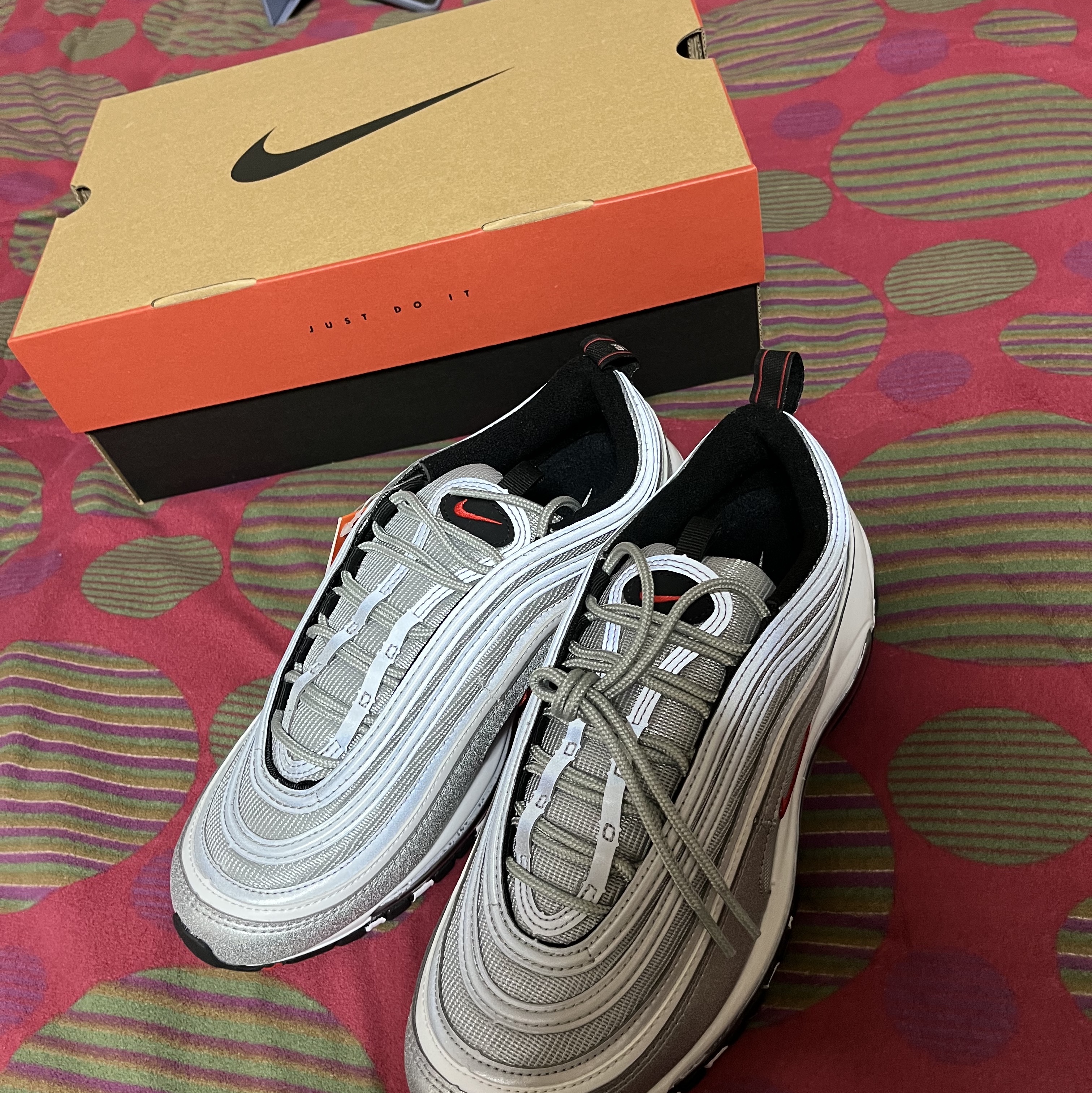 Nike Air Max 97 OG Silver Bullet 2022 착용 스타일