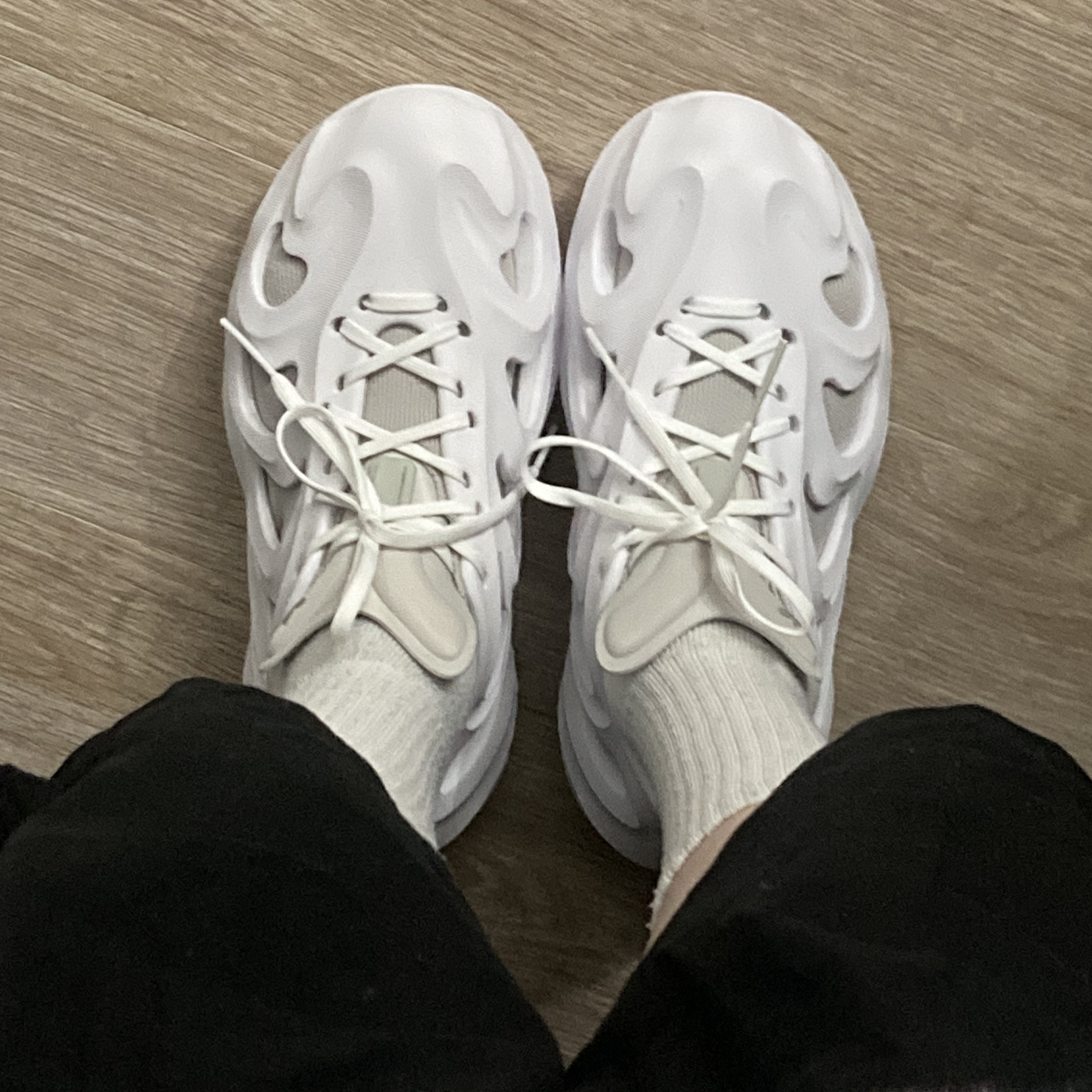 Adidas Adifom Q Cloud White Grey 착용 스타일 - 4