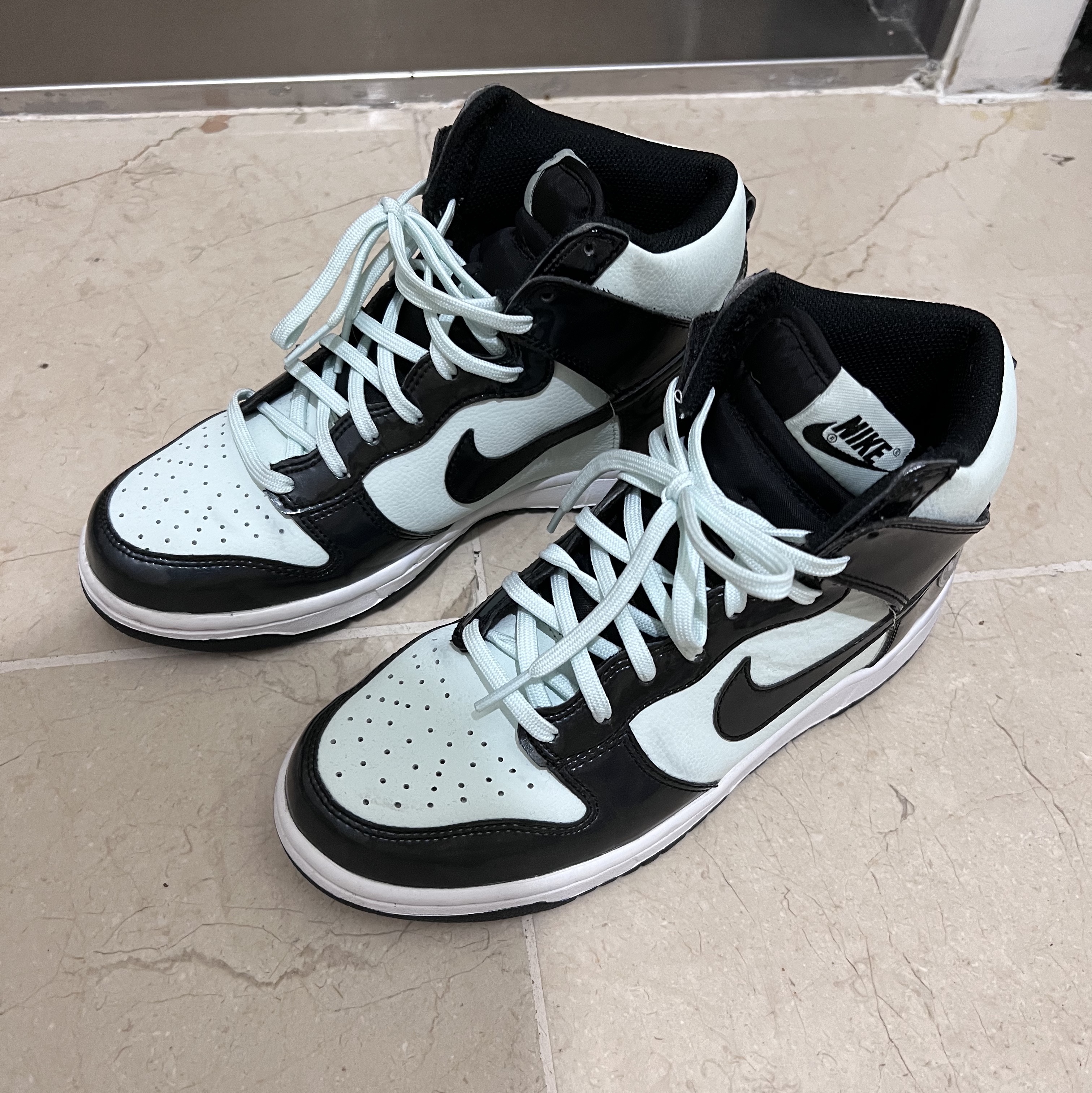 (GS) Nike Dunk High Barely Green 착용 스타일
