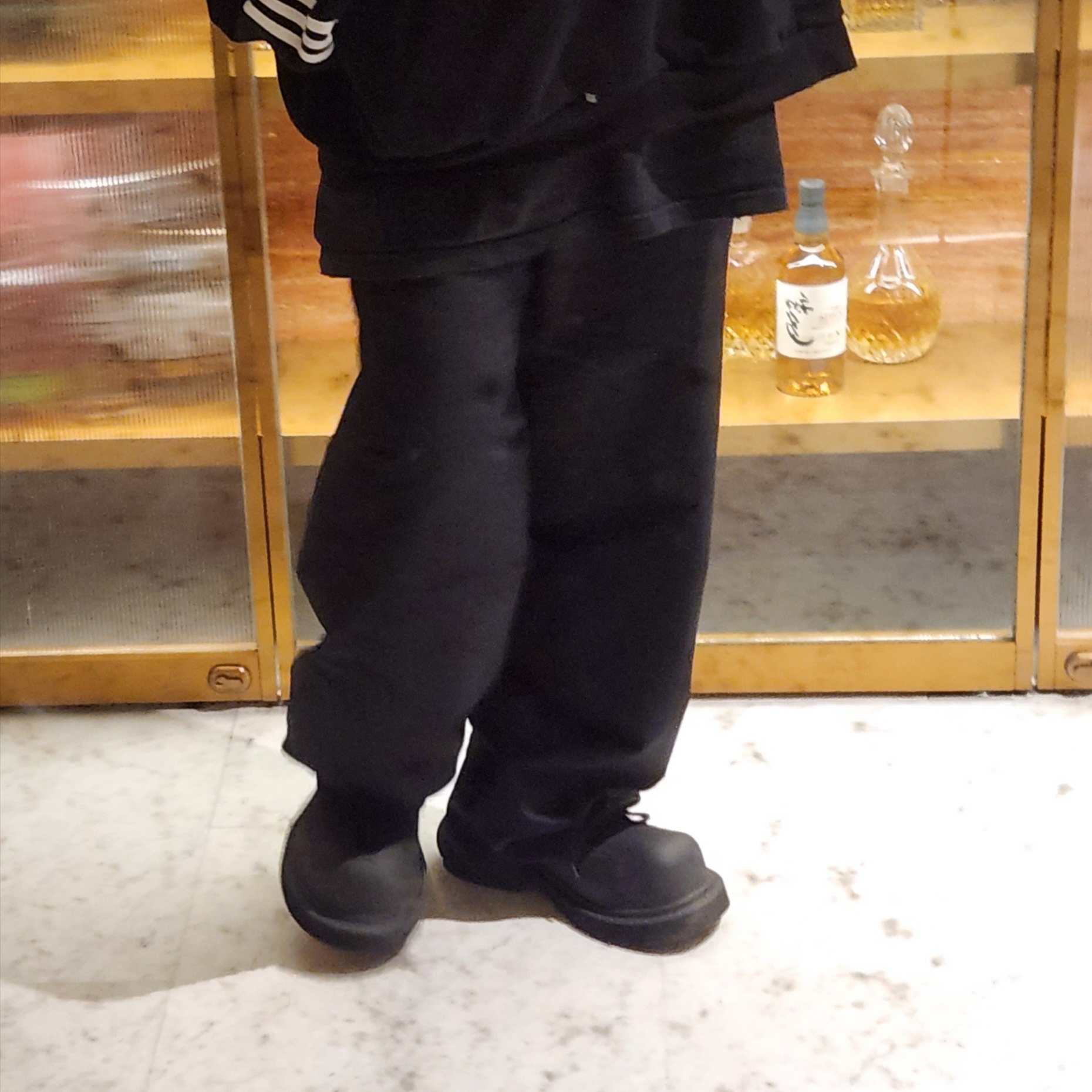 Balenciaga x Adidas Hoodie Large Fit Black, Balenciaga Steroid Derby Black 착용 스타일 - 2
