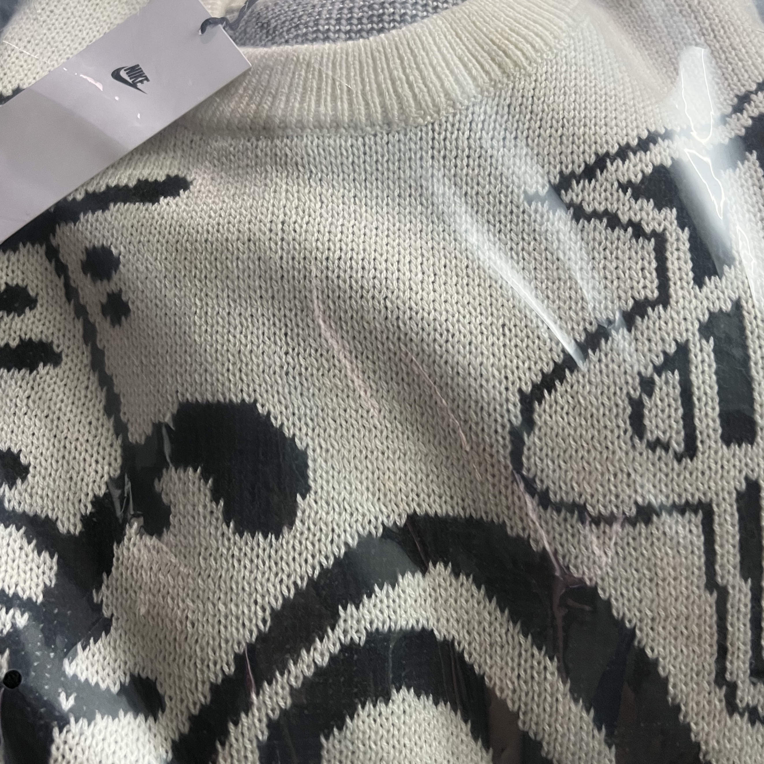 Nike x Stussy NRG LS Knit Sweater Fossil (DR2893-238) 착용 스타일 - 2