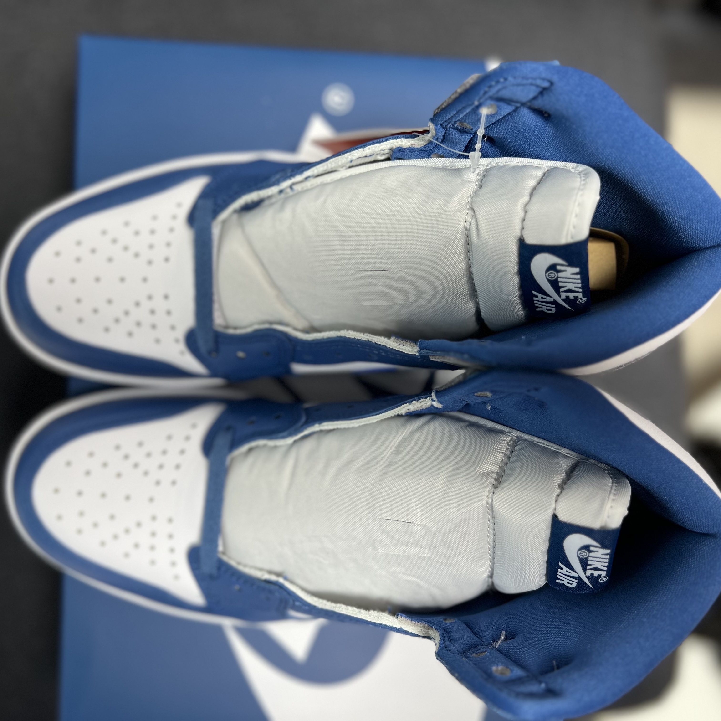 Jordan 1 Retro High OG True Blue 착용 스타일 - 1