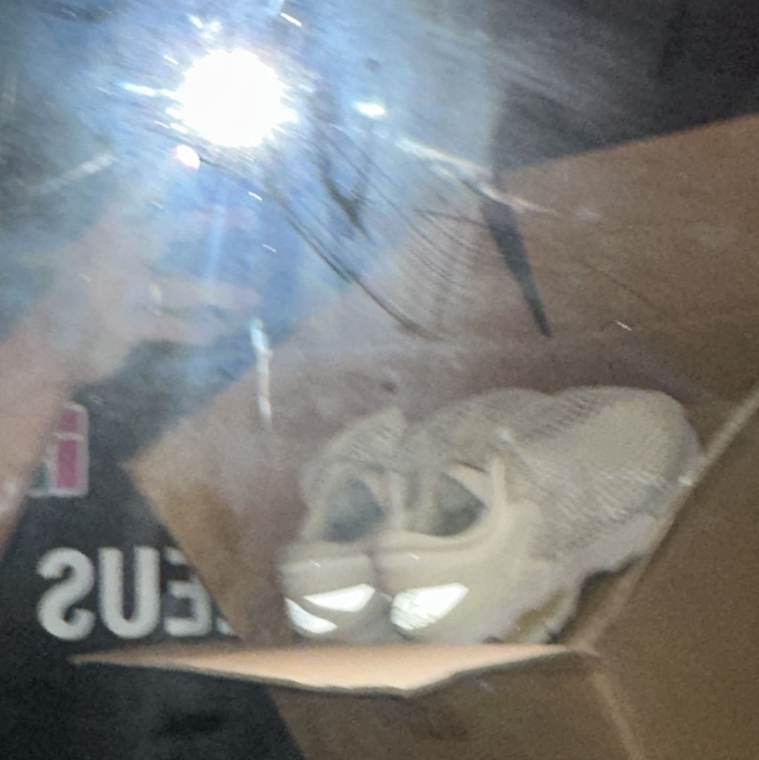 Asics x Vivienne Westwood Gel-Kayano 26 Birch White 착용 스타일