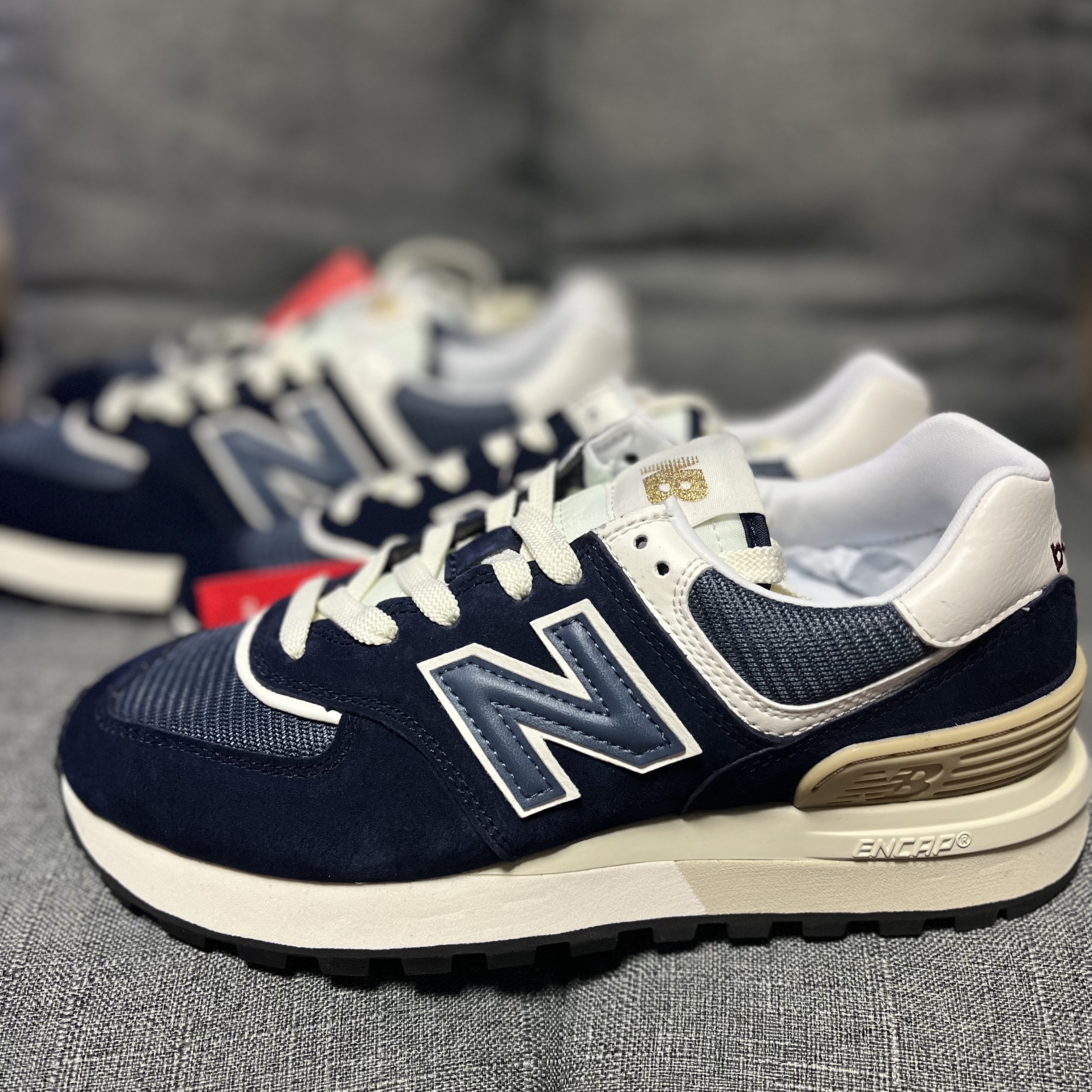 New Balance 574 Legacy Navy 착용 스타일