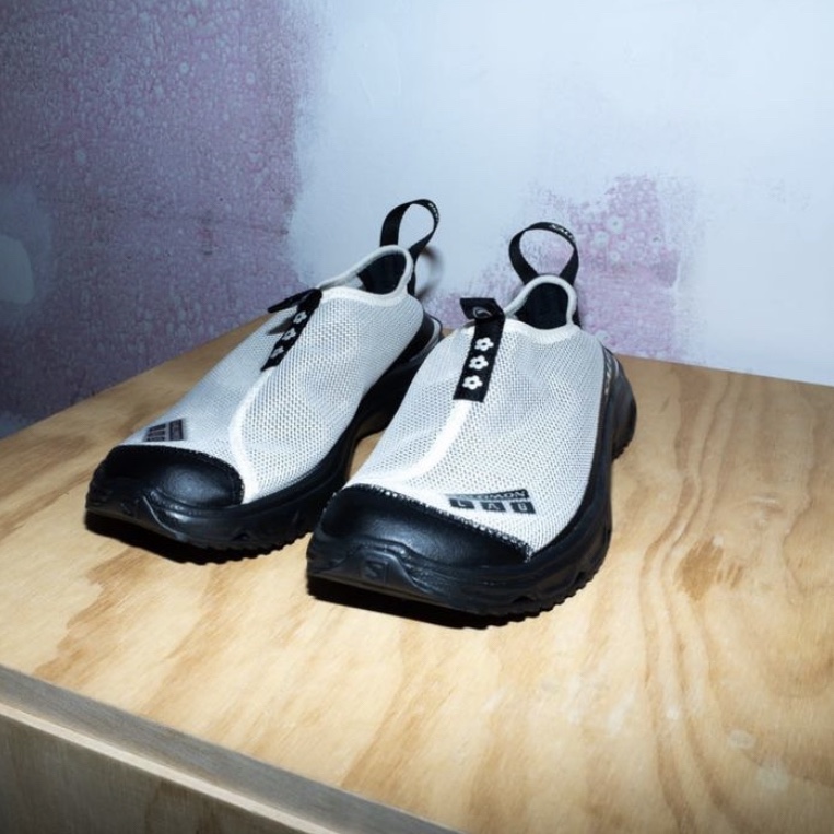 Salomon x Sandy Liang RX Moc 3.0 Black White 착용 스타일