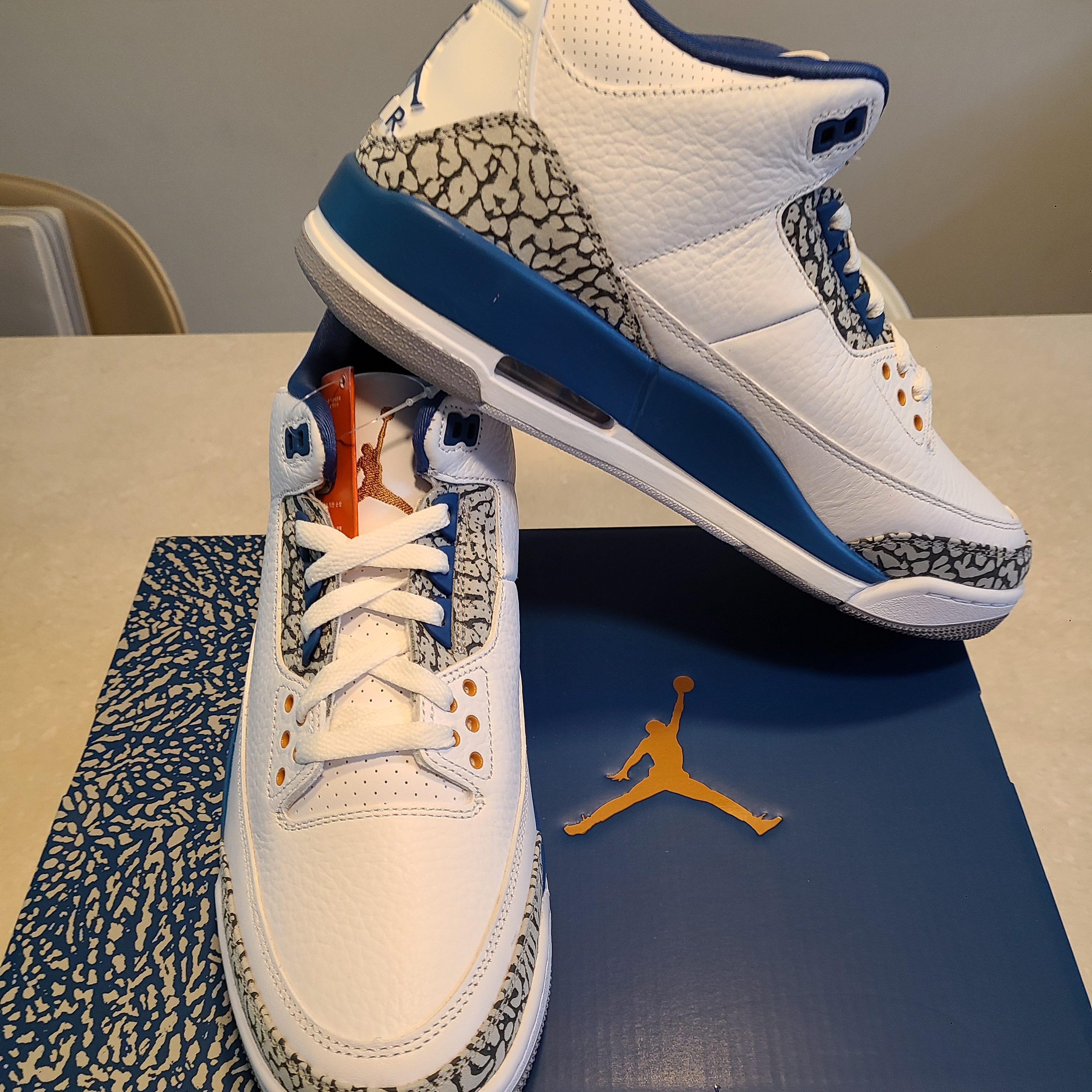 Jordan 3 Retro True Blue and Copper 착용 스타일 - 4