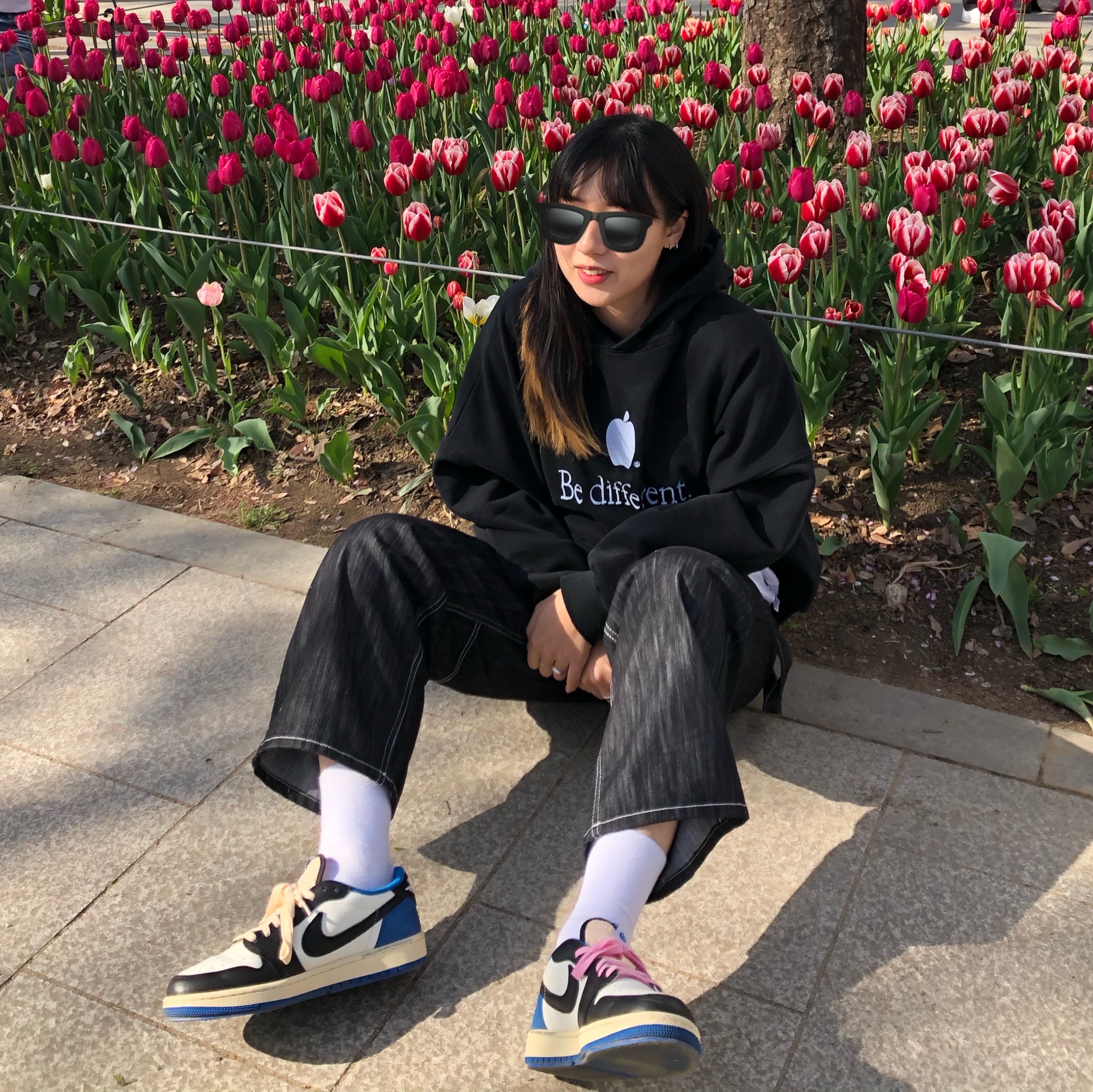 Jordan 1 x Travis Scott x Fragment Retro Low OG SP Military Blue 착용 스타일