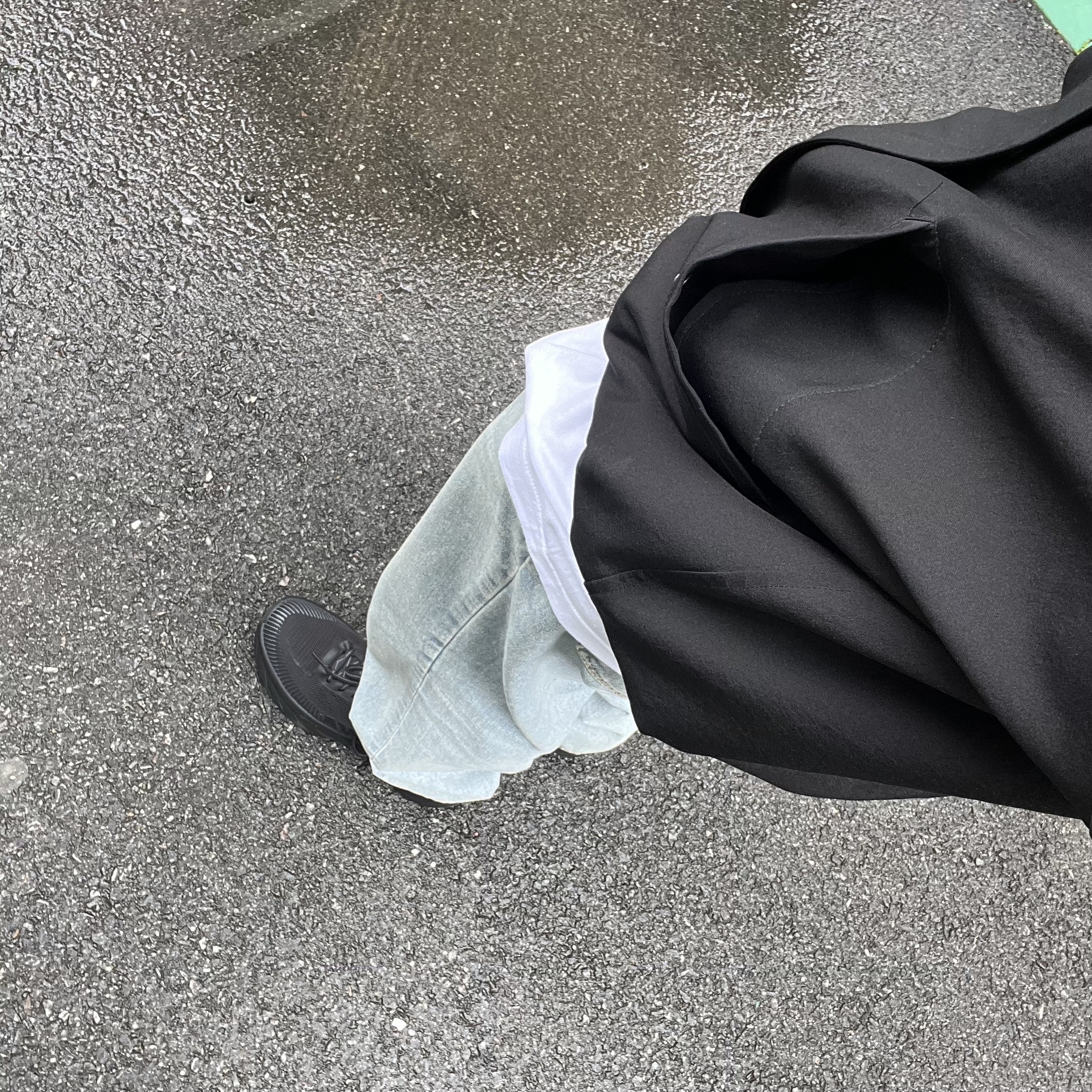 Hoka Bondi 7 Black 착용 스타일