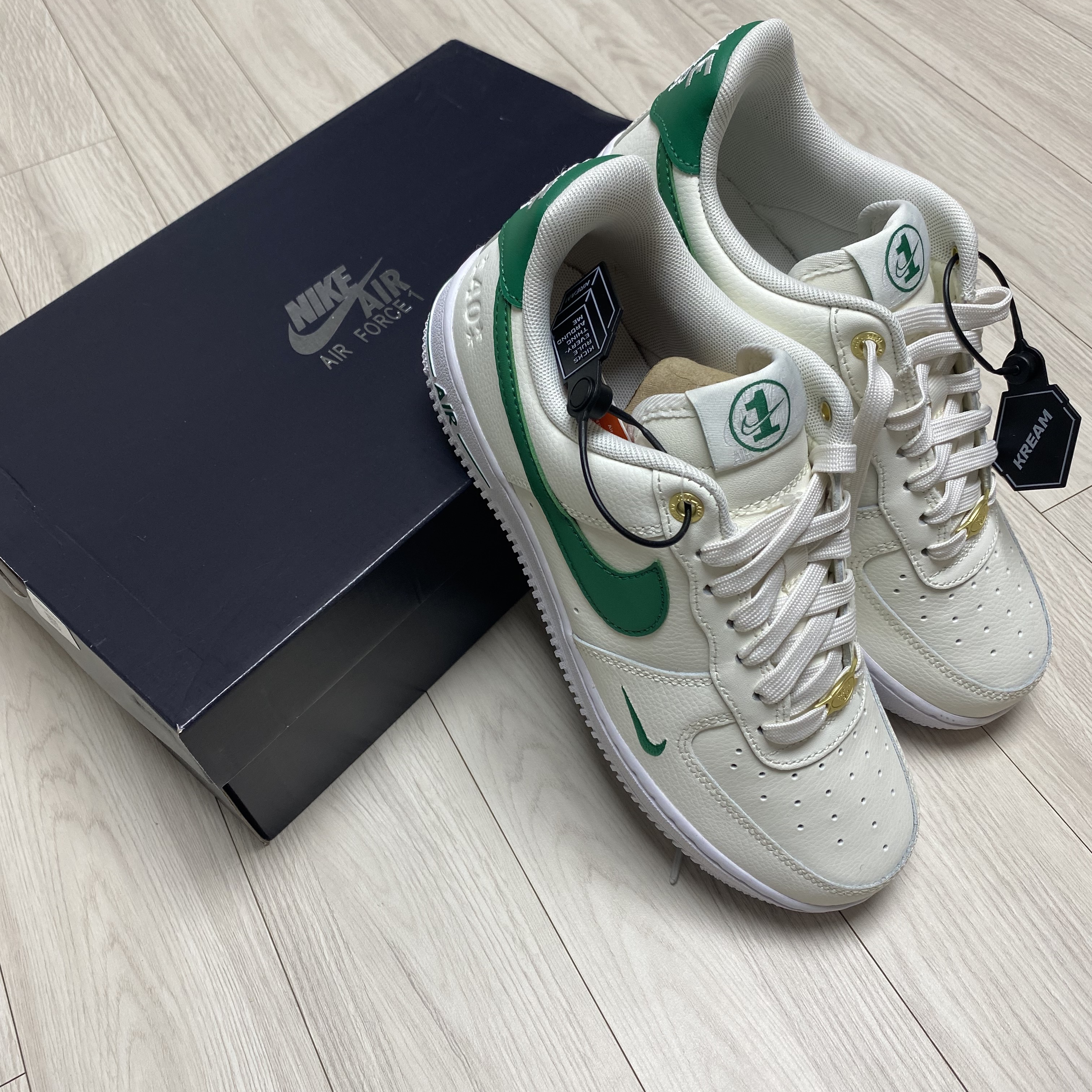(W) Nike Air Force 1 '07 SE 40th Anniversary Join Forces Sail Malachite 착용 스타일