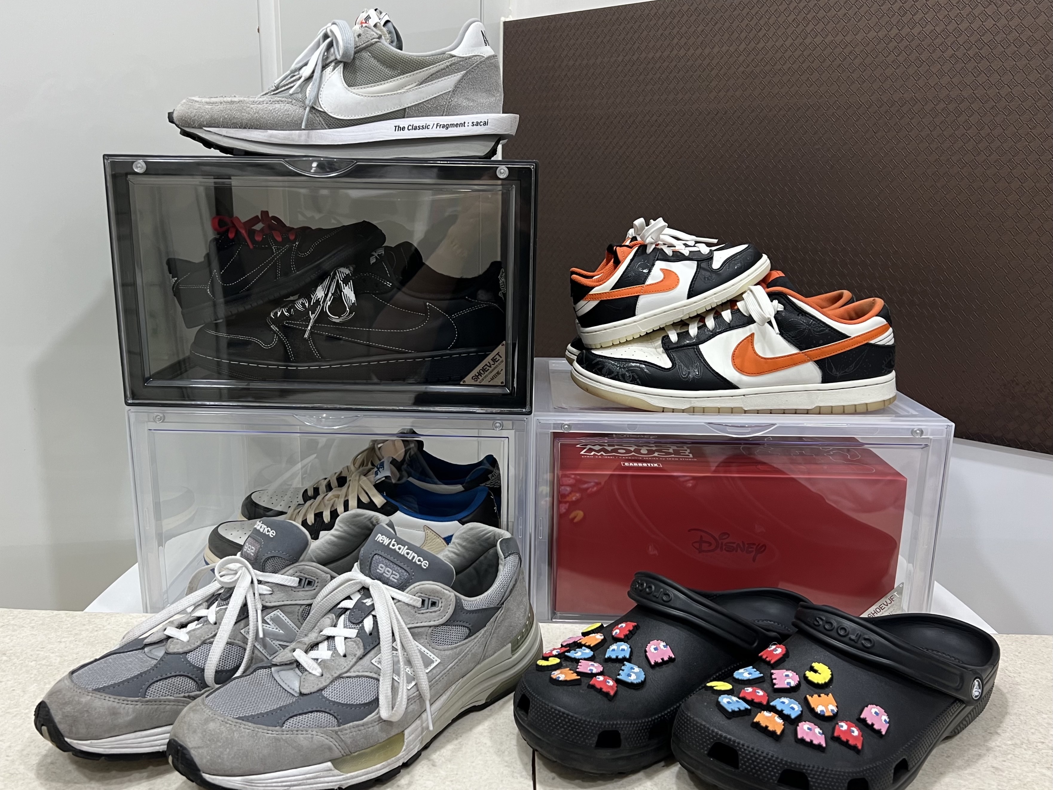 Jordan 1 x Travis Scott x Fragment Retro Low OG SP Military Blue, Jordan 1 x Travis Scott Retro Low OG SP Black Phantom 착용 스타일 - 1