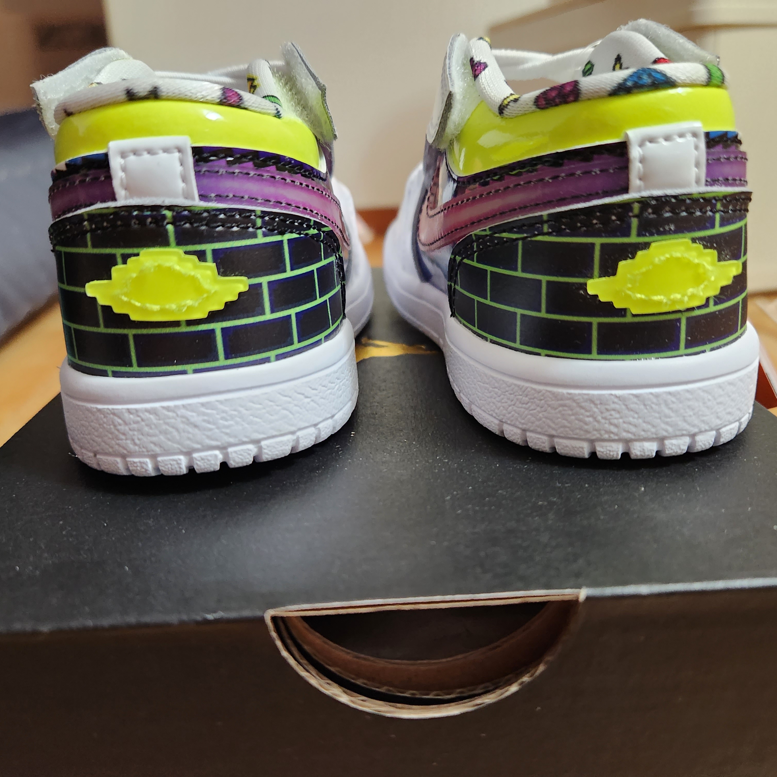 (TD) Jordan 1 Low Alt White Rush Pink 착용 스타일 - 4