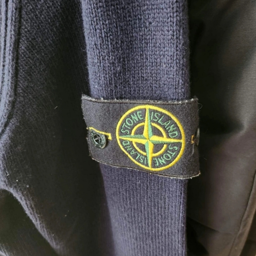 Stone Island 508A3 Lambswool Crewneck Knit Navy Blue - 22FW 착용 스타일
