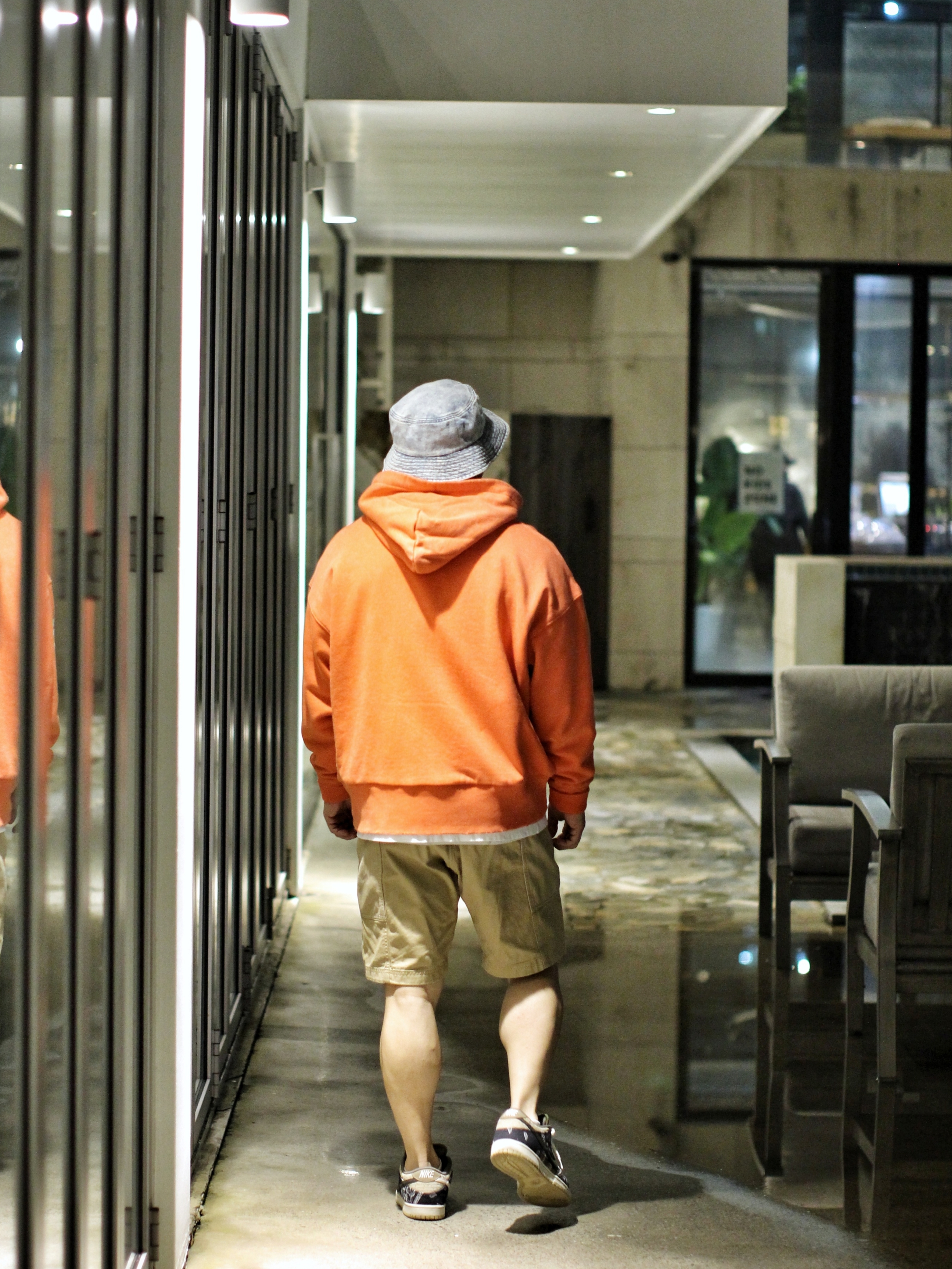 Nike x Cactus Plant Flea Market Shoebox Heavyweight Hooded Pullover Orange - US/EU, Nike x Travis Scott SB Dunk Low 착용 스타일 - 3