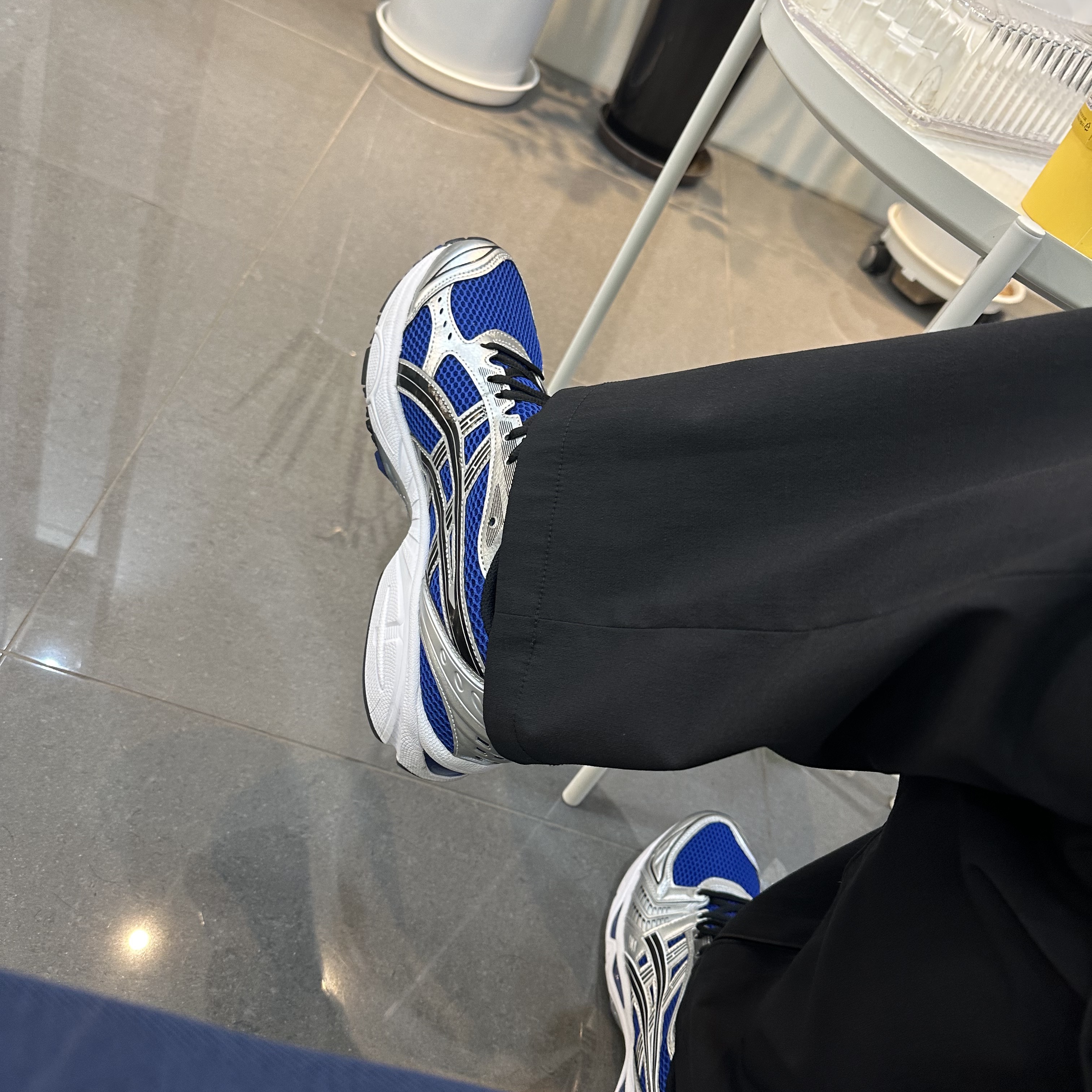 Asics Gel-Kayano 14 Monaco Blue Black 착용 스타일 - 2