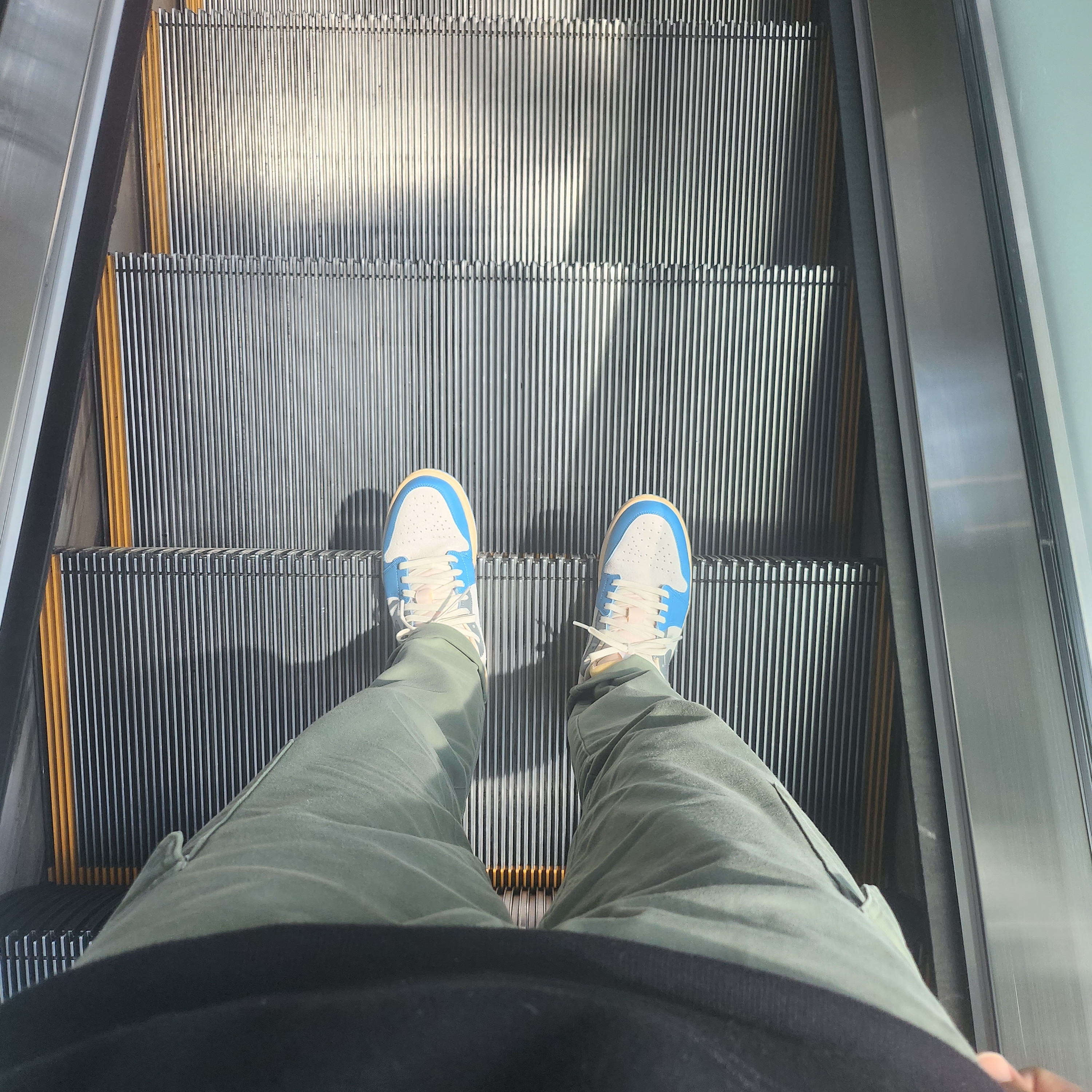 Jordan 1 Low SE Tokyo 96 착용 스타일