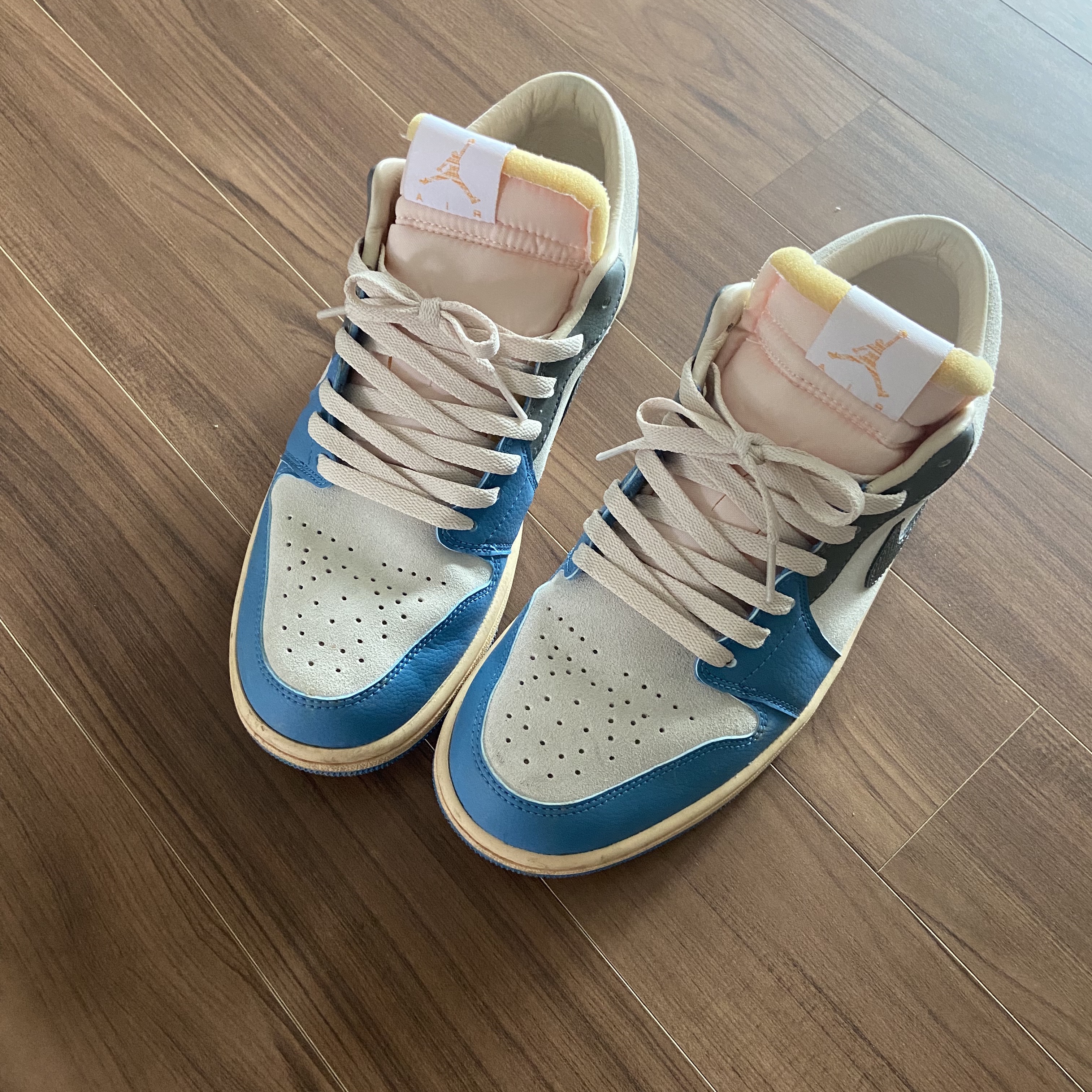 Jordan 1 Low SE Tokyo 96 착용 스타일