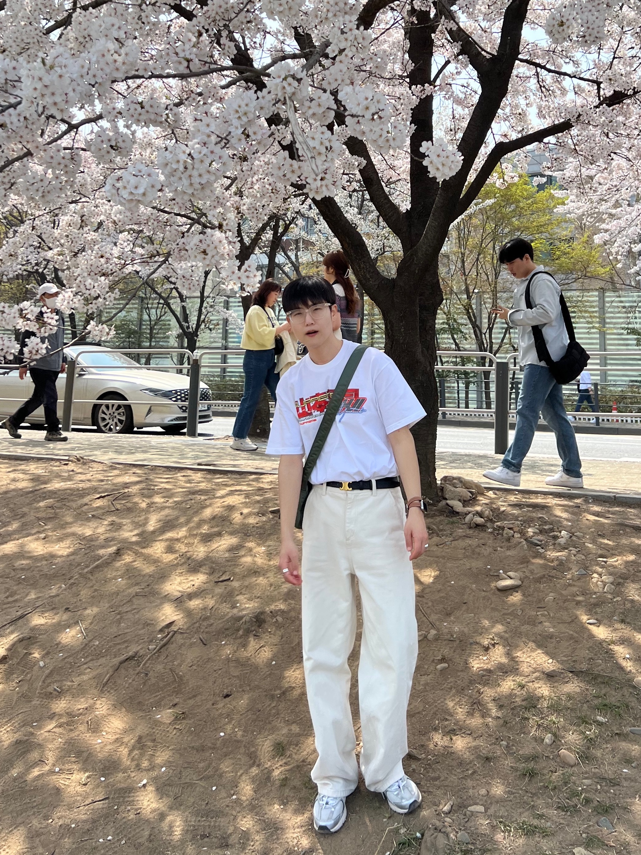 Supreme x Yohji Yamamoto Tekken T-Shirt White - 22FW, Porter Tanker Shoulder Bag Sage Green 착용 스타일