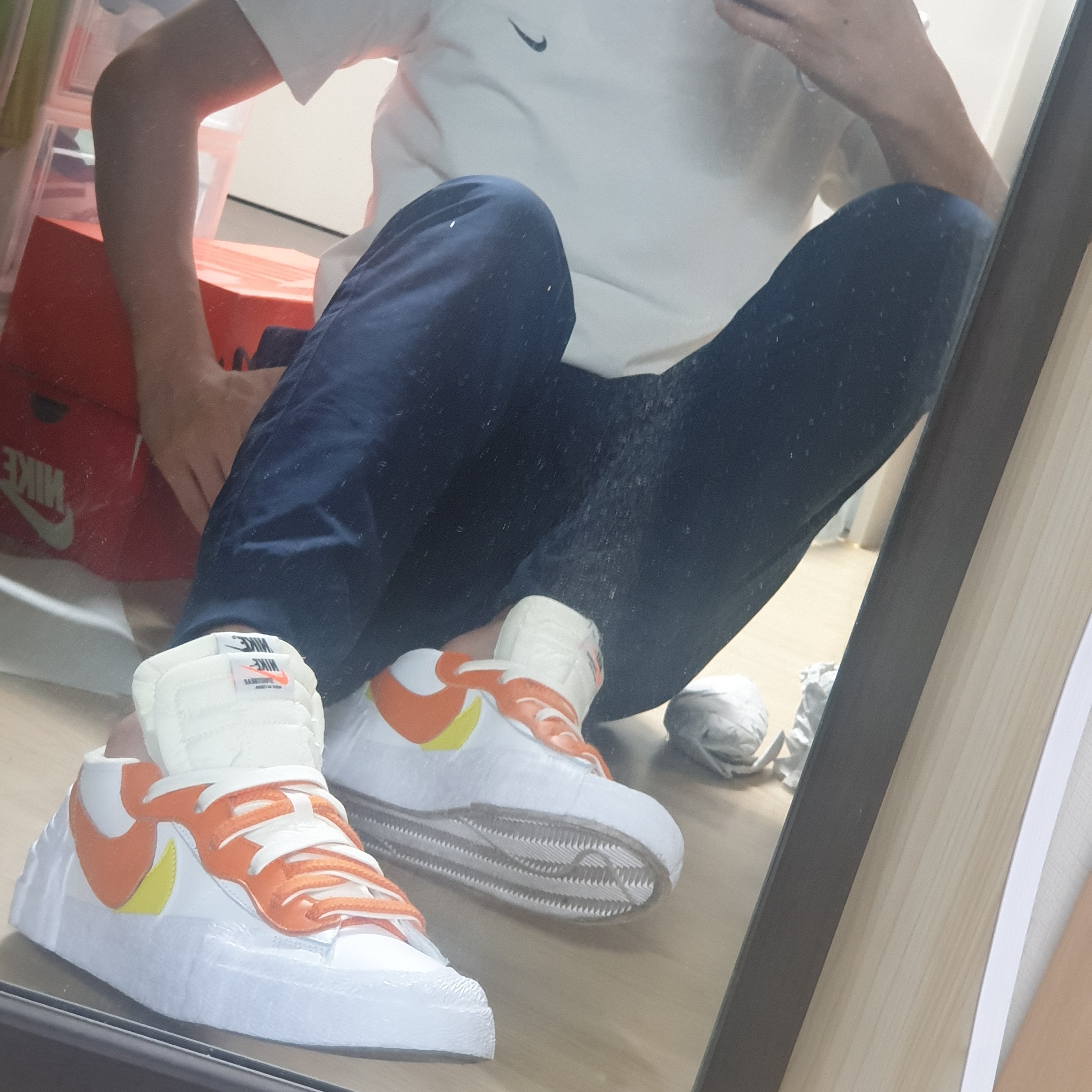 Nike x Sacai Blazer Low Magma Orange 착용 스타일