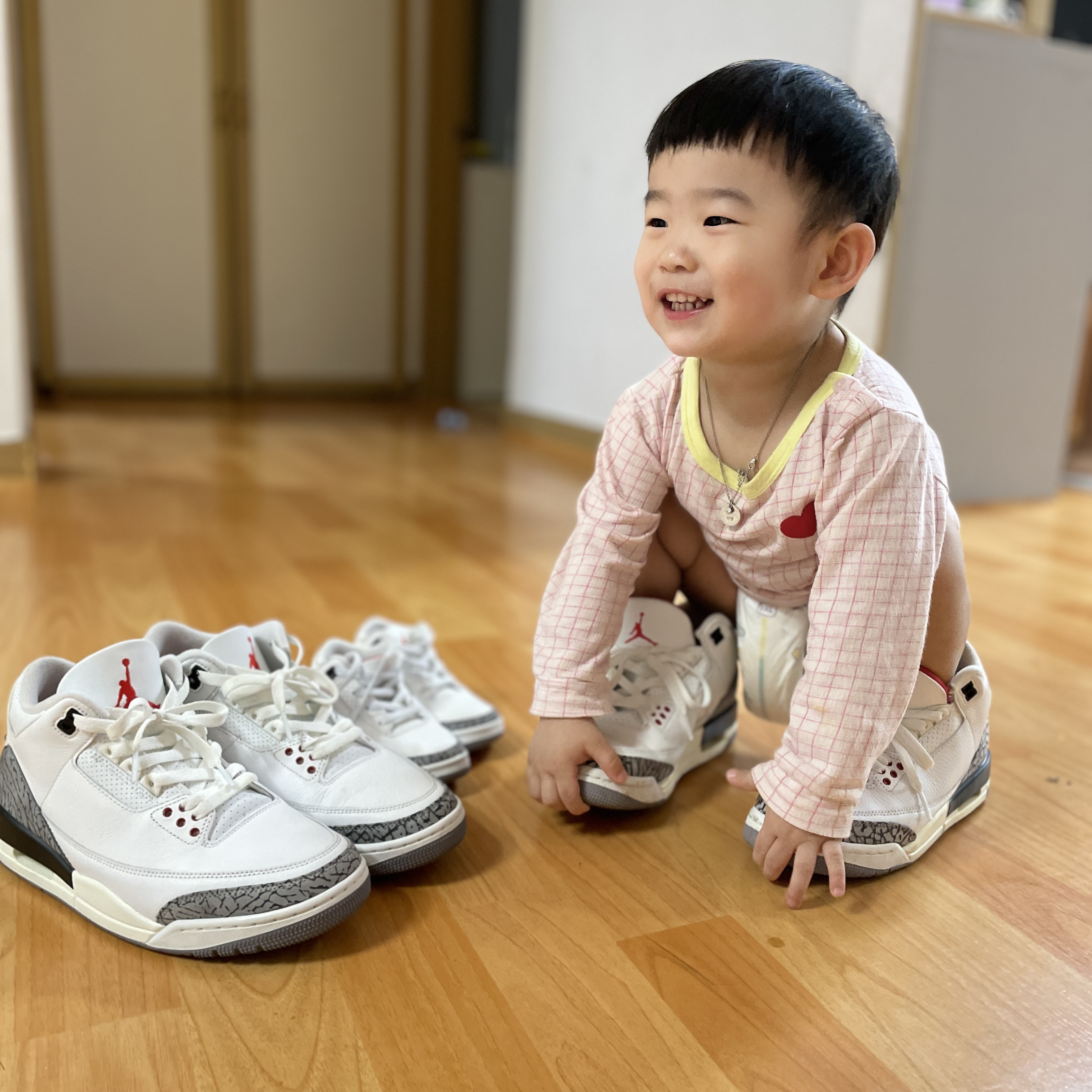 조던 3 레트로 화이트 시멘트 리이매진드, (GS) 조던 3 레트로 화이트 시멘트 리이매진드 착용 스타일 - 3