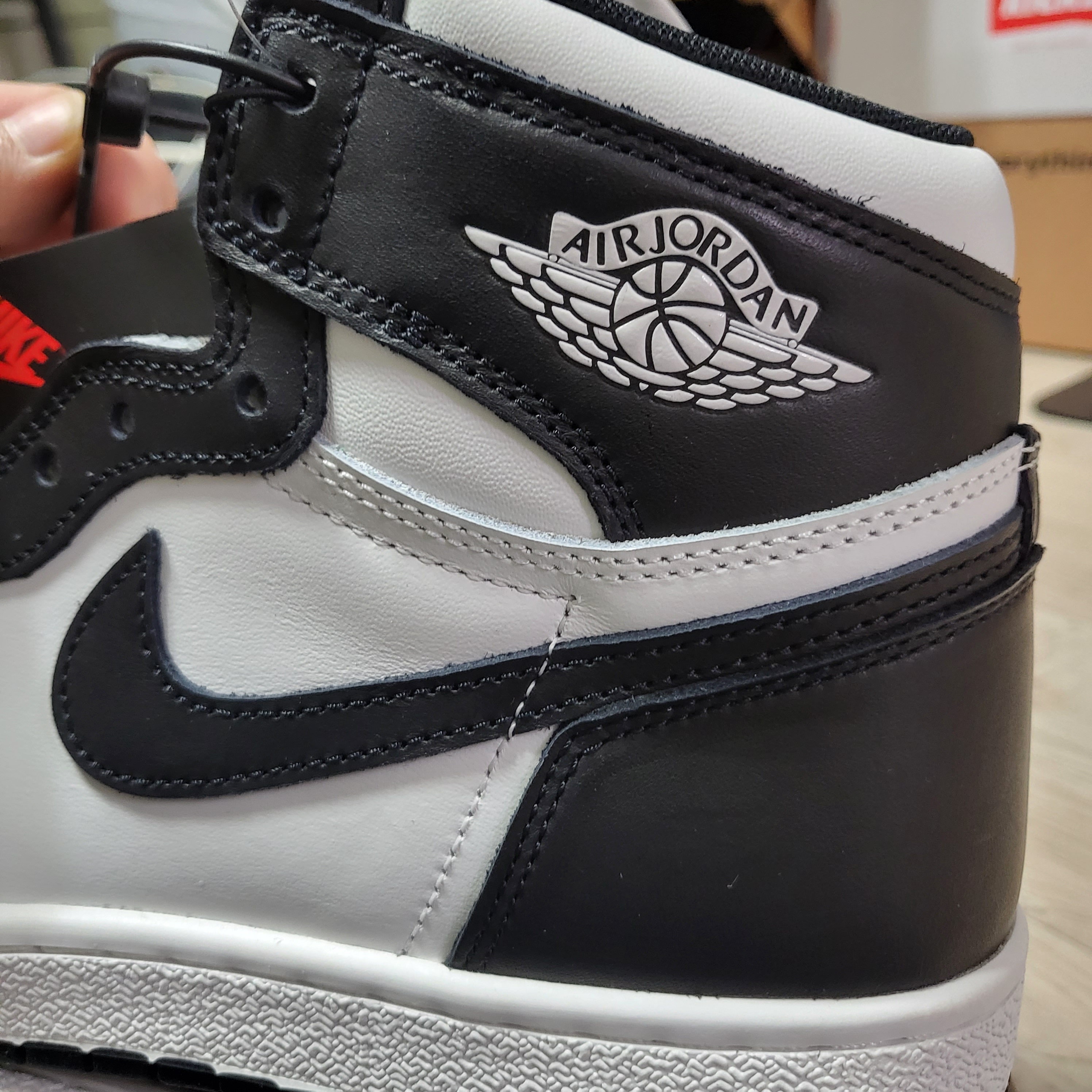 Jordan 1 High 85 Black White 착용 스타일 - 1