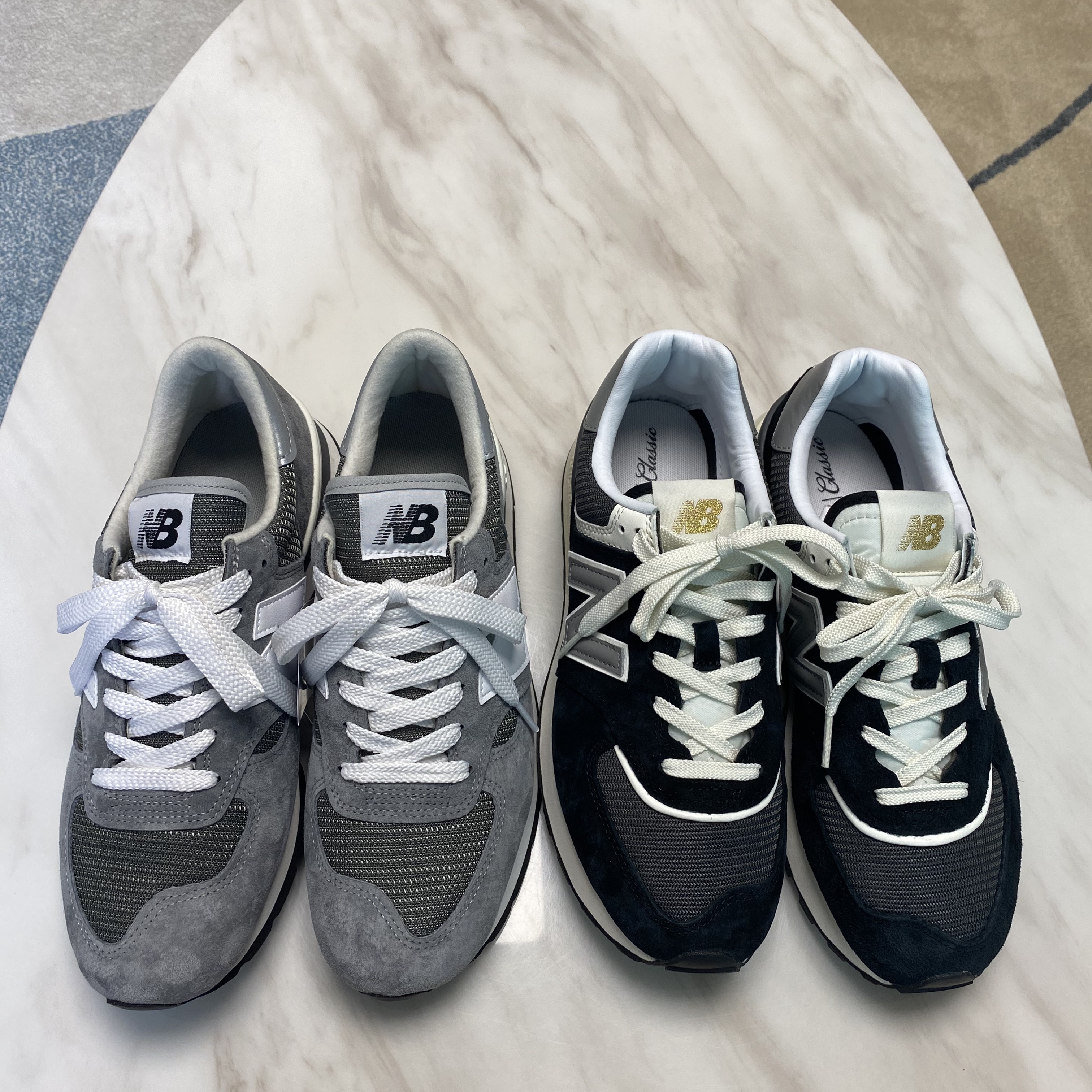 New Balance 574 Legacy Black, New Balance 990v1 Made in USA Grey White 착용 스타일 - 2