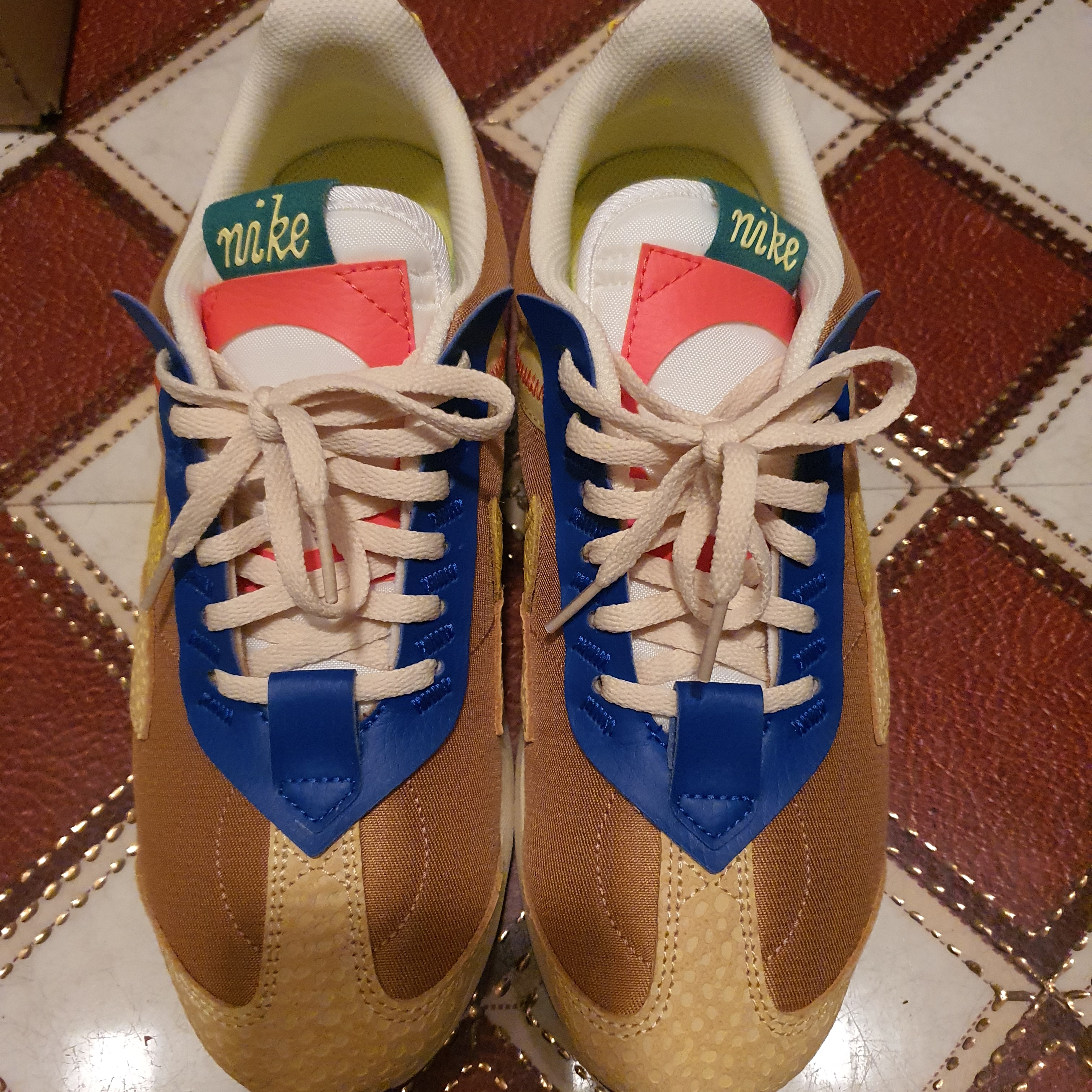 (W) Nike Air Max Pre-Day Optimism 착용 스타일