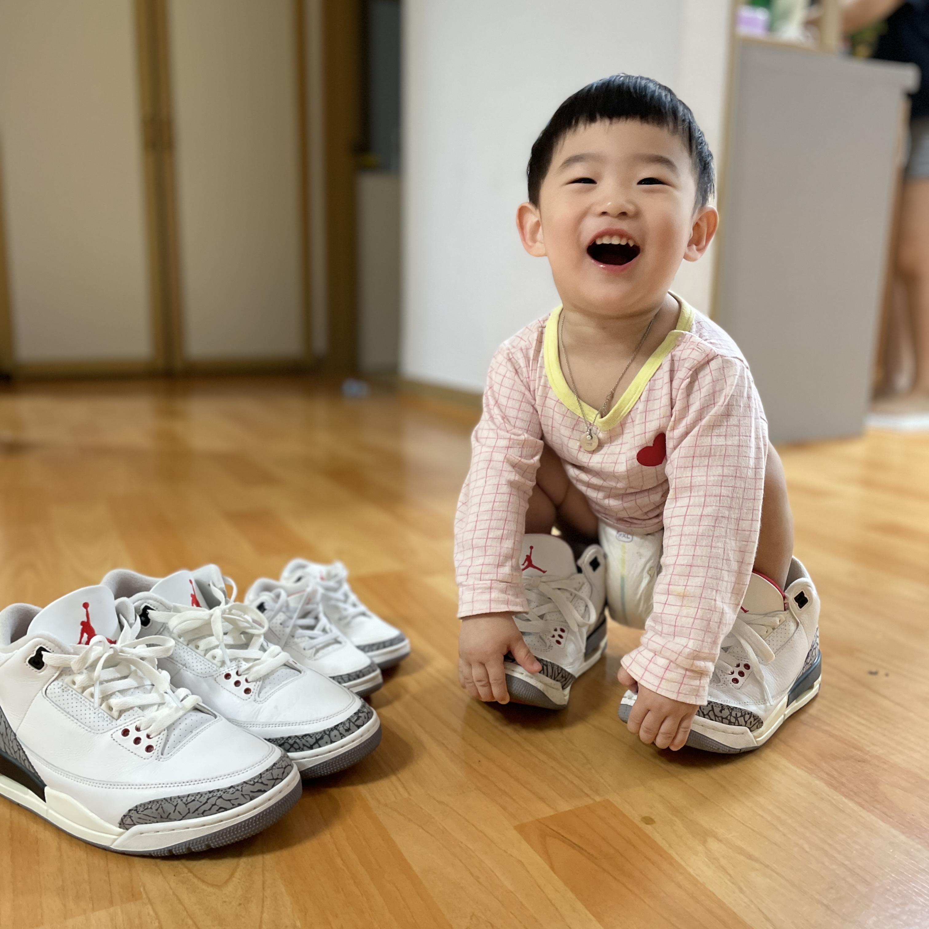 조던 3 레트로 화이트 시멘트 리이매진드, (GS) 조던 3 레트로 화이트 시멘트 리이매진드 착용 스타일 - 2