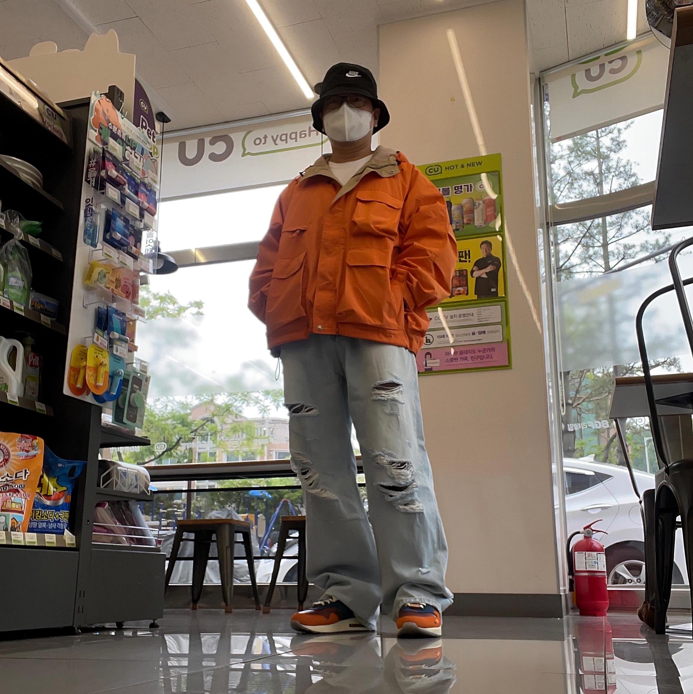 Nike x Kasina Air Max 1 SP Won-Ang Orange, Nike Futura Washed Bucket Hat Black 착용 스타일