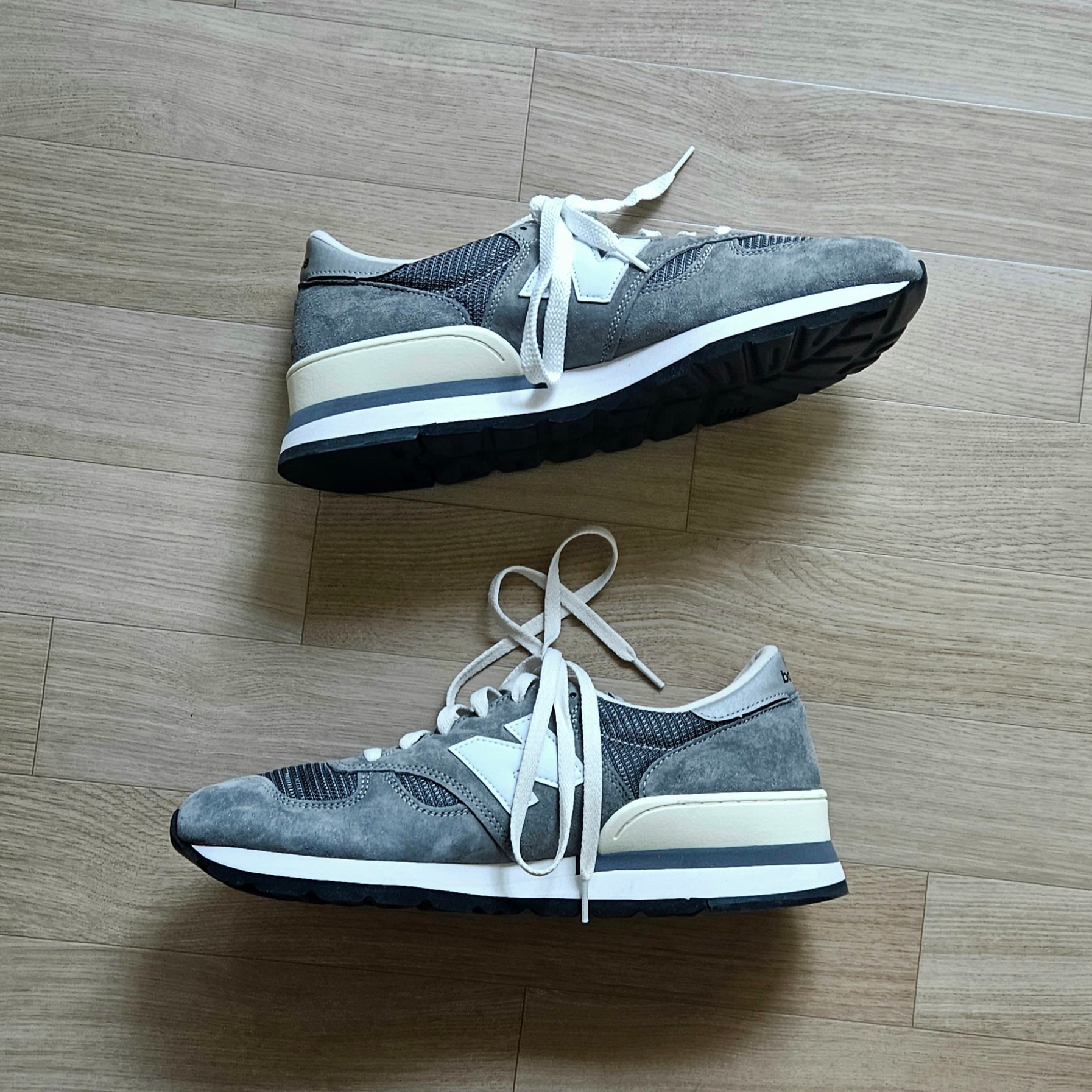 New Balance 990 Made in USA Grey 착용 스타일