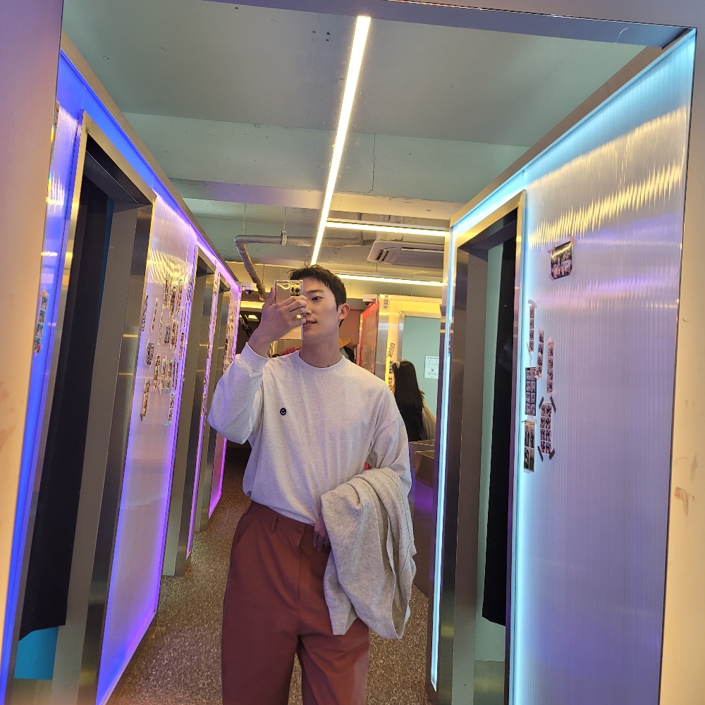 KREAM 프로필 이미지